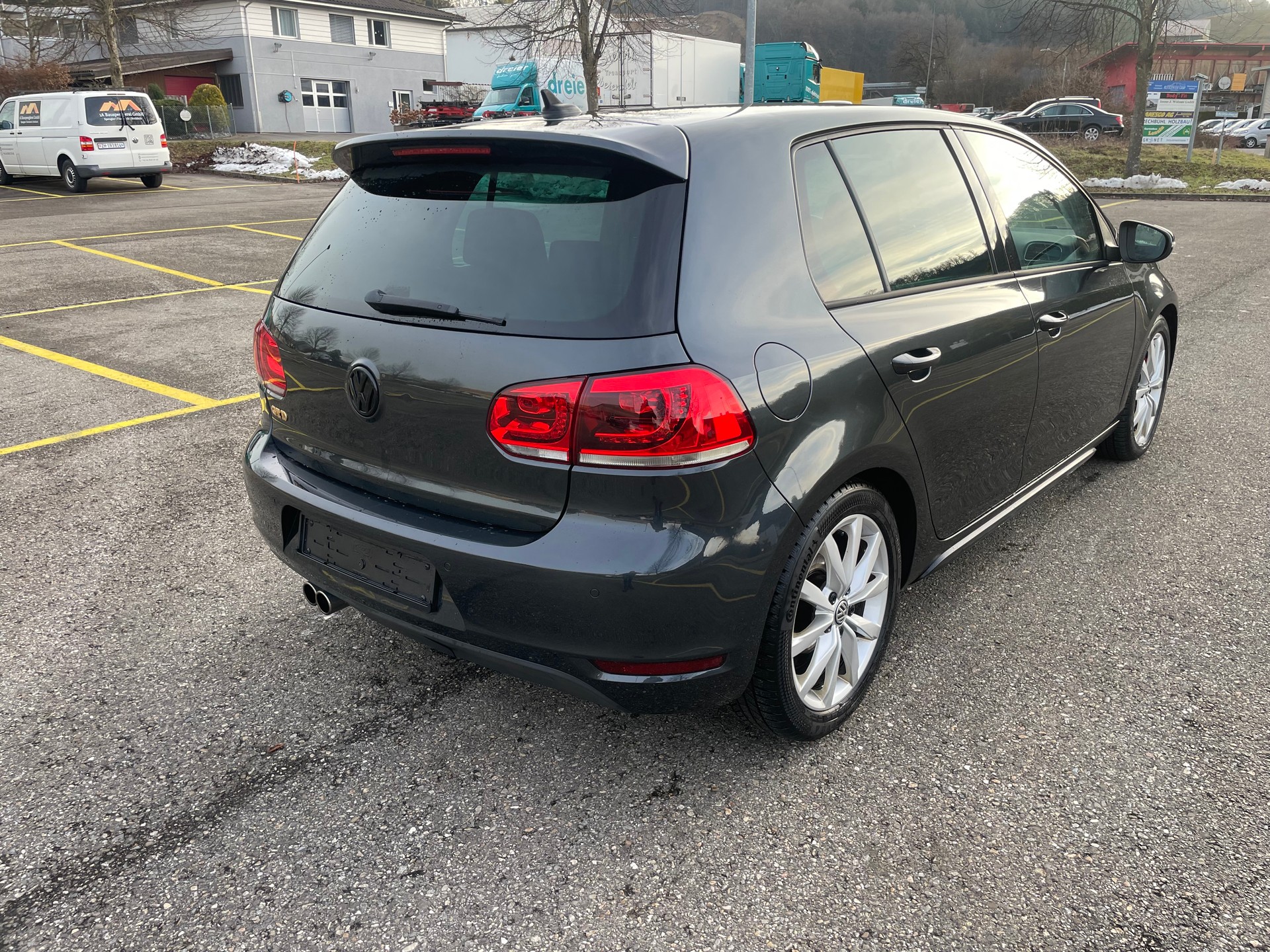 VW Golf 2.0 TDI GT DSG-image-7