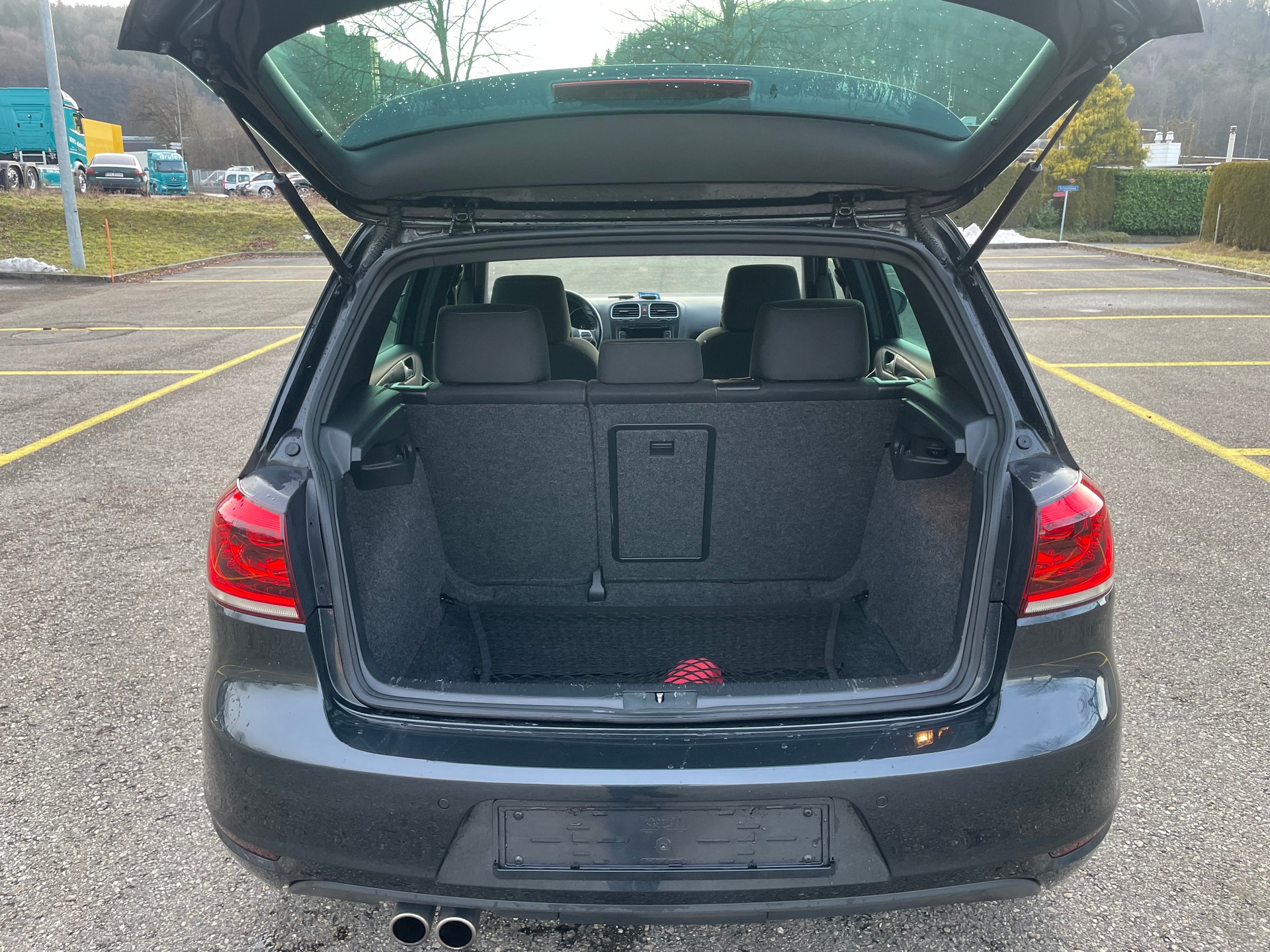 VW Golf 2.0 TDI GT DSG-image-13