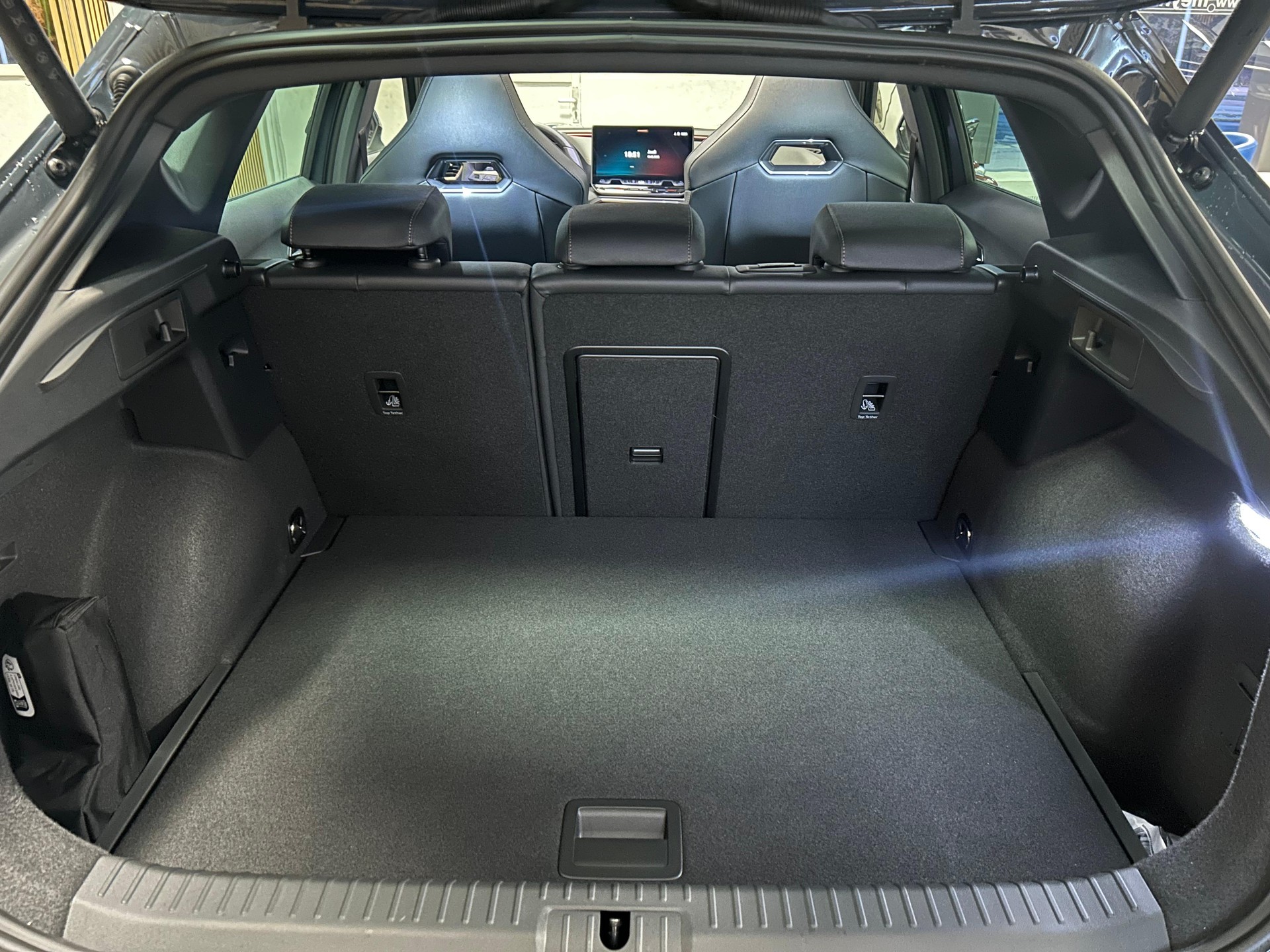 CUPRA Formentor 2.0 TSI VZ 4Drive DSG-image-23