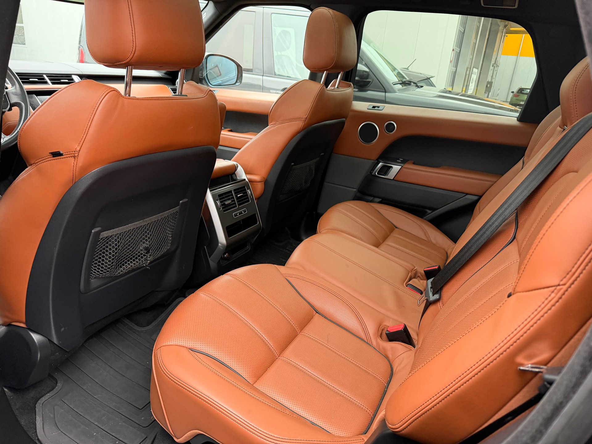 LAND ROVER Range Rover Sport 3.0 TDV6 SE Automatic-image-8