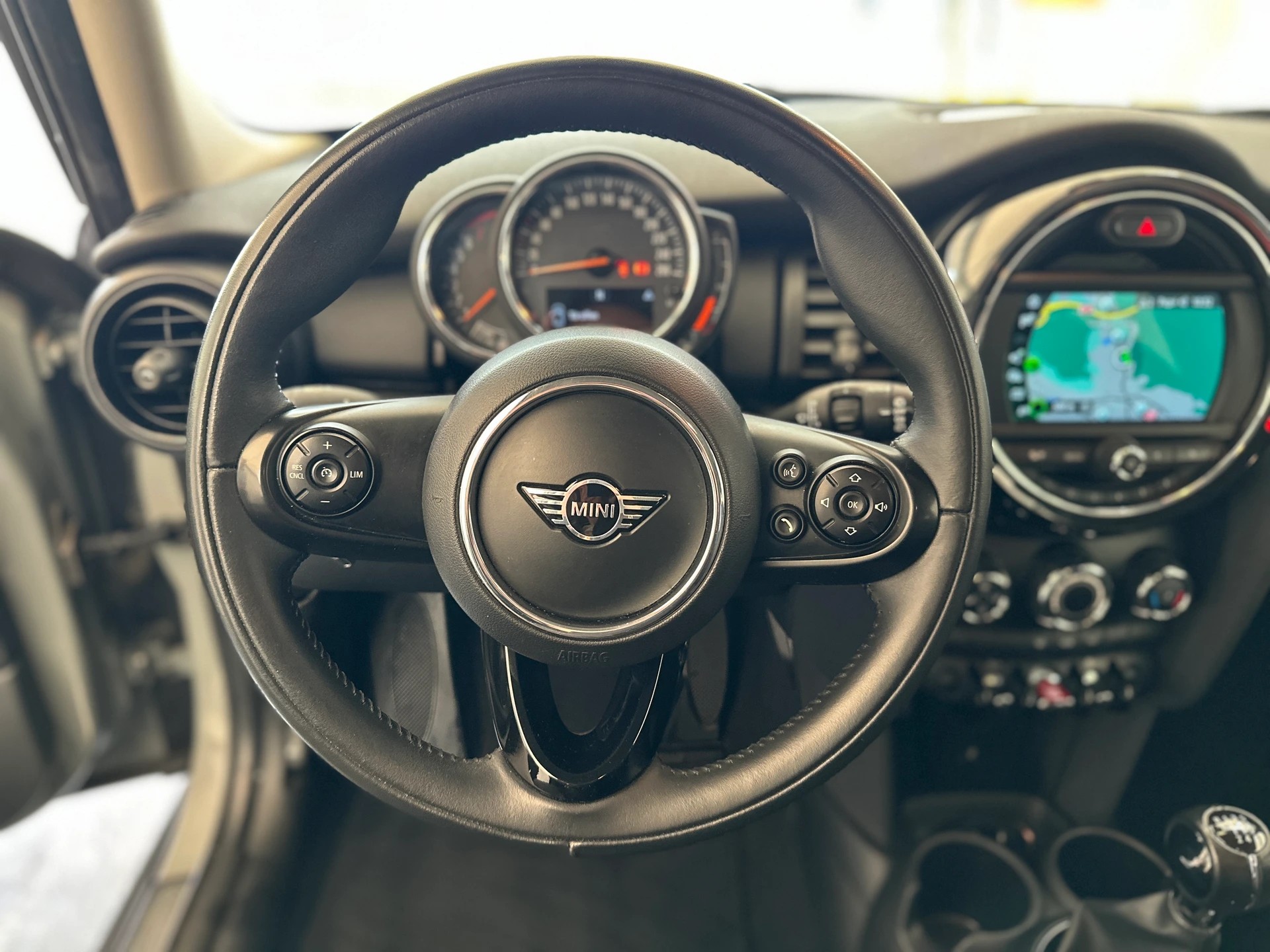MINI Mini F55 1.5i One-image-7