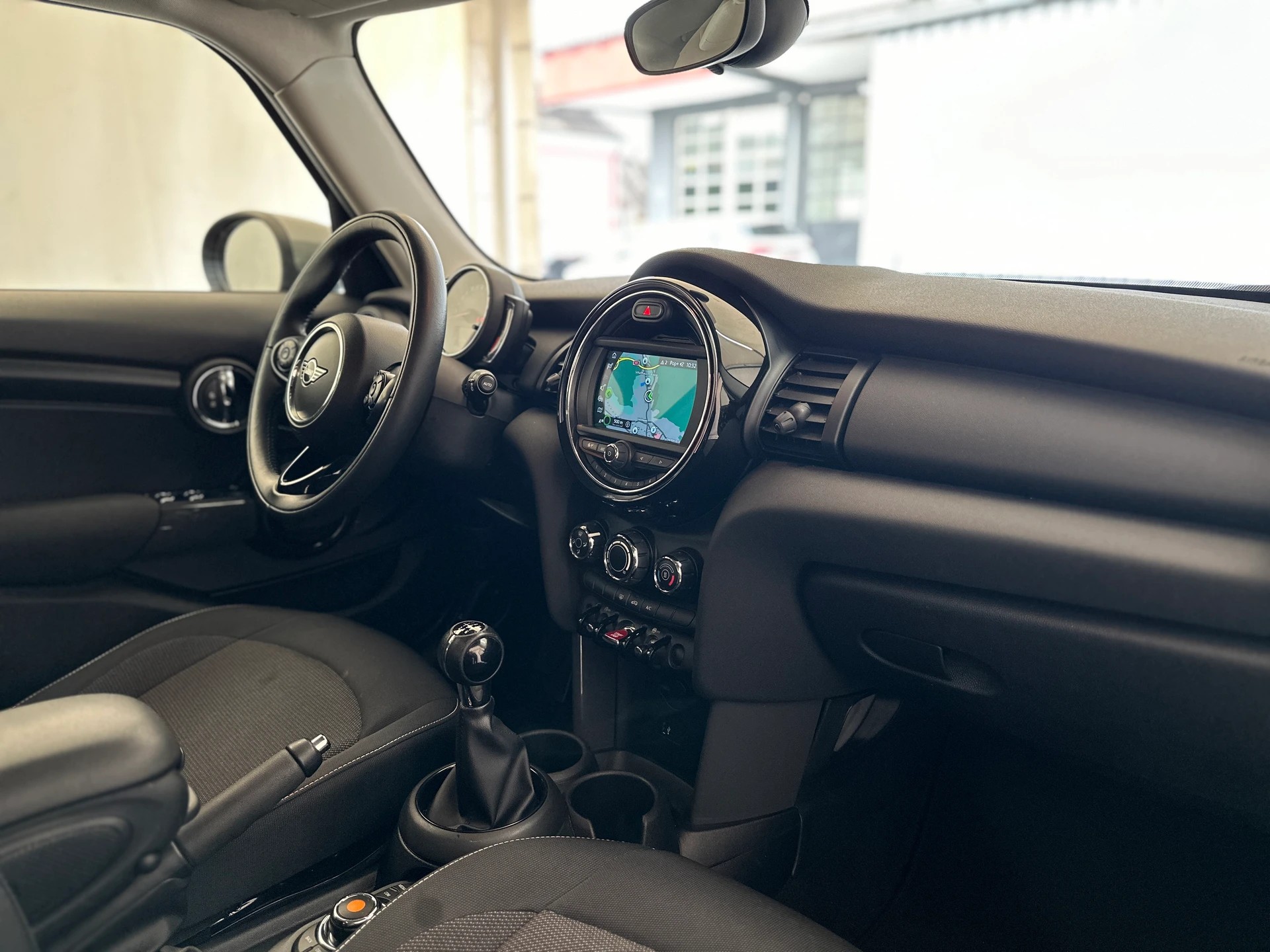 MINI Mini F55 1.5i One-image-9
