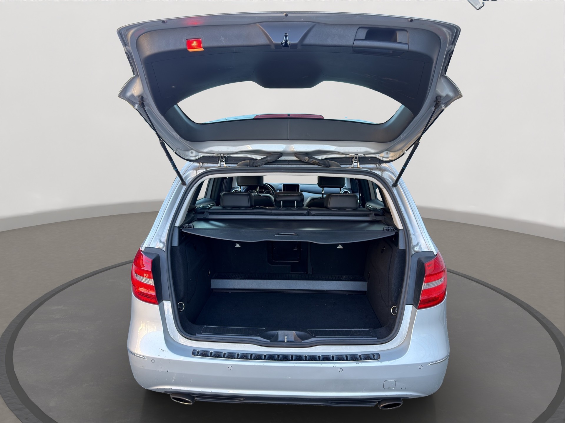 MERCEDES-BENZ B 200 7G-DCT-image-14
