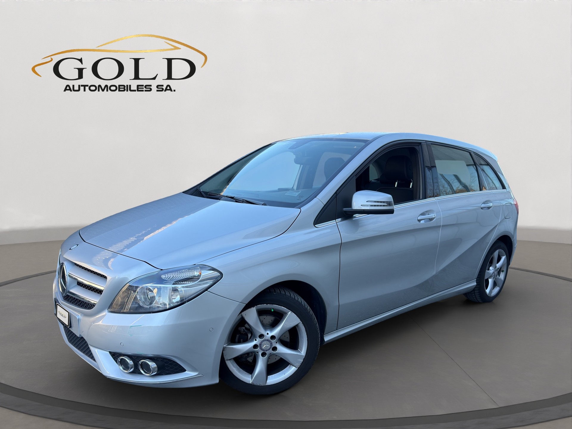 MERCEDES-BENZ B 200 7G-DCT-image-0
