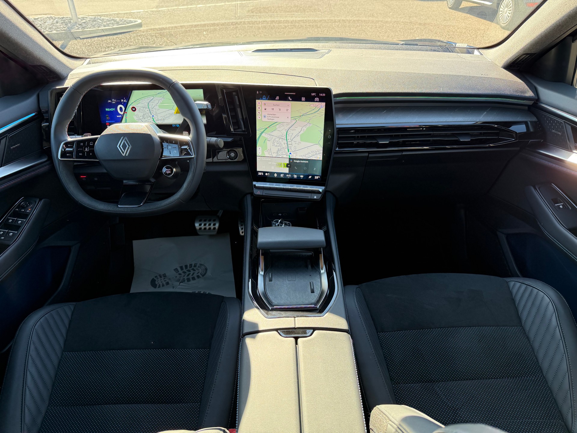 RENAULT Rafale 1.2 E-Tech Hybrid 200 Esprit Alpine-image-8