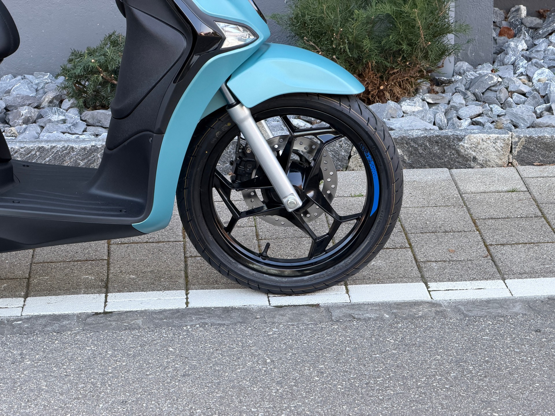 PIAGGIO Liberty 125 Sport E5+-image-13
