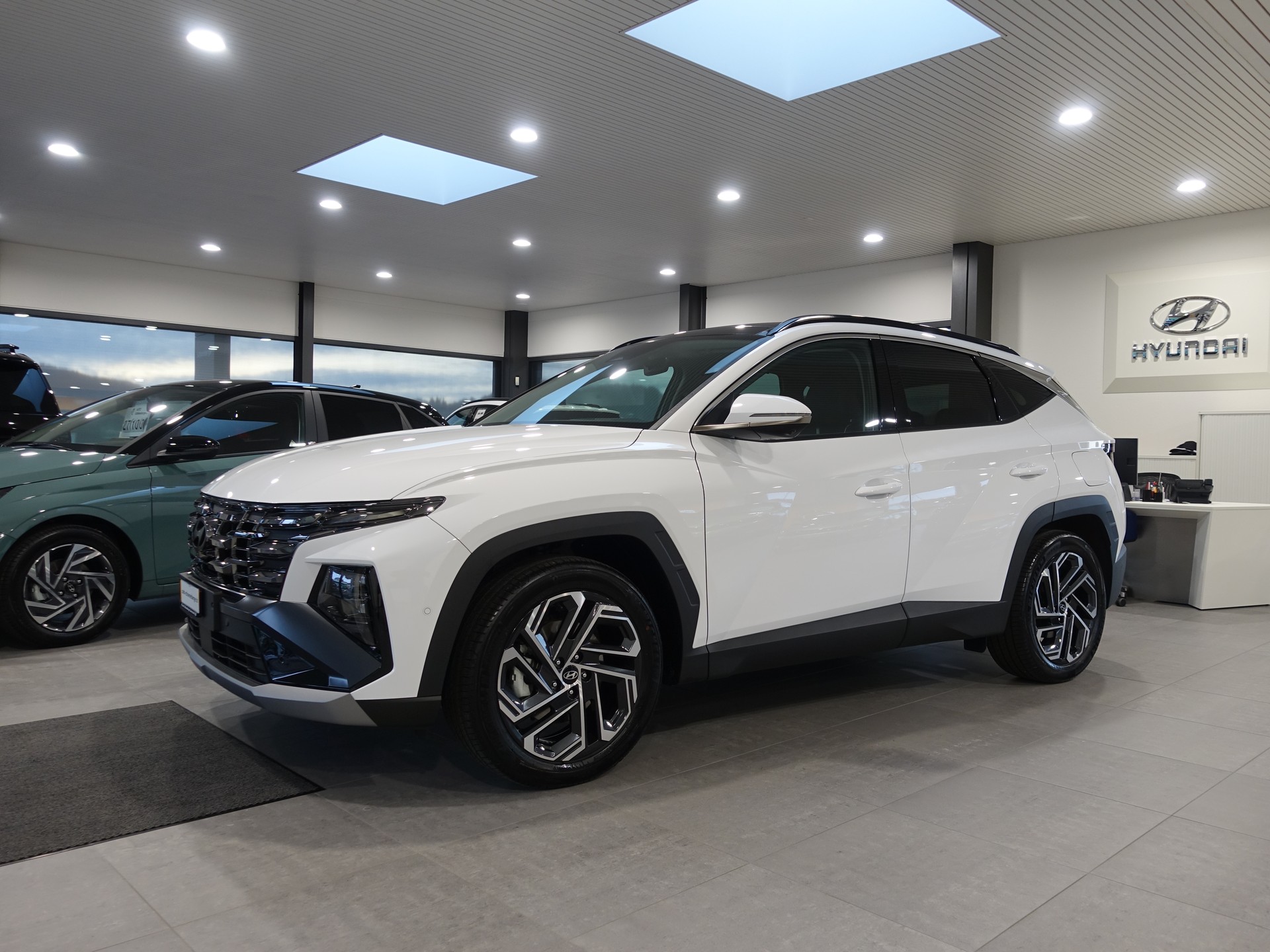 HYUNDAI Tucson 1.6 48V Vertex 4WD Glasschiebedach-image-0