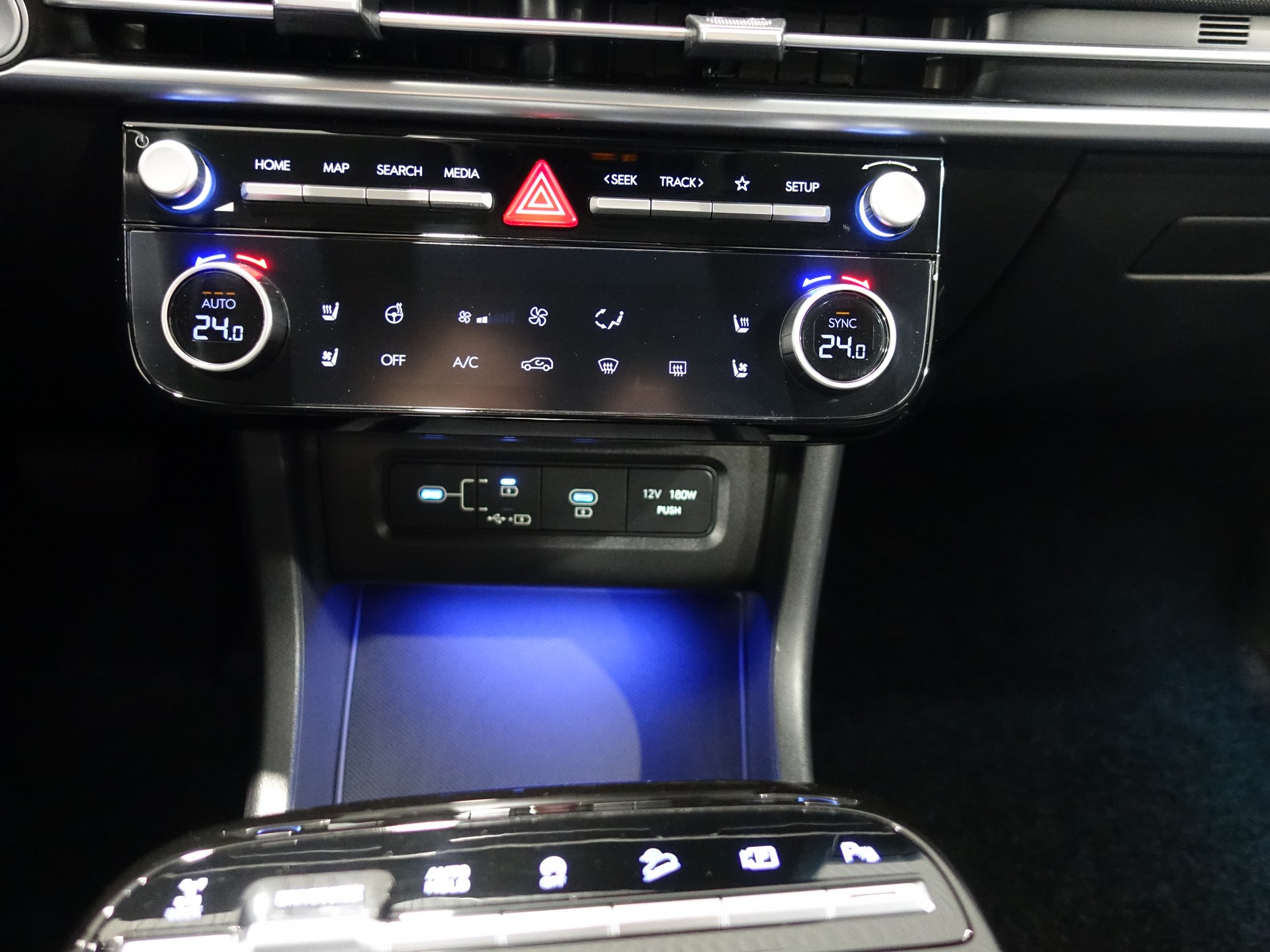 HYUNDAI Tucson 1.6 48V Vertex 4WD Glasschiebedach-image-14