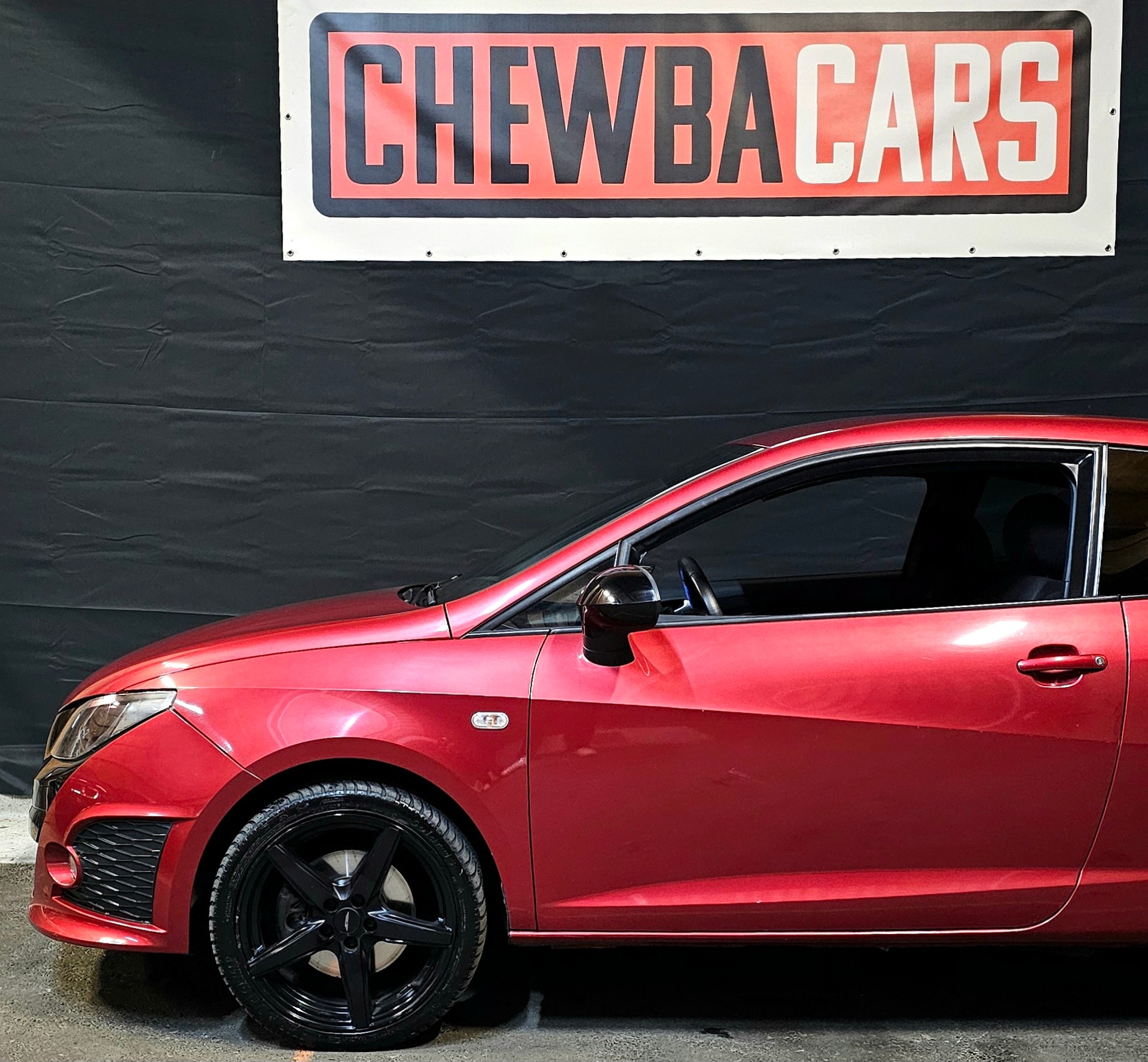 SEAT Ibiza SC 1.4 TSI Cupra DSG Bocanegra-image-2