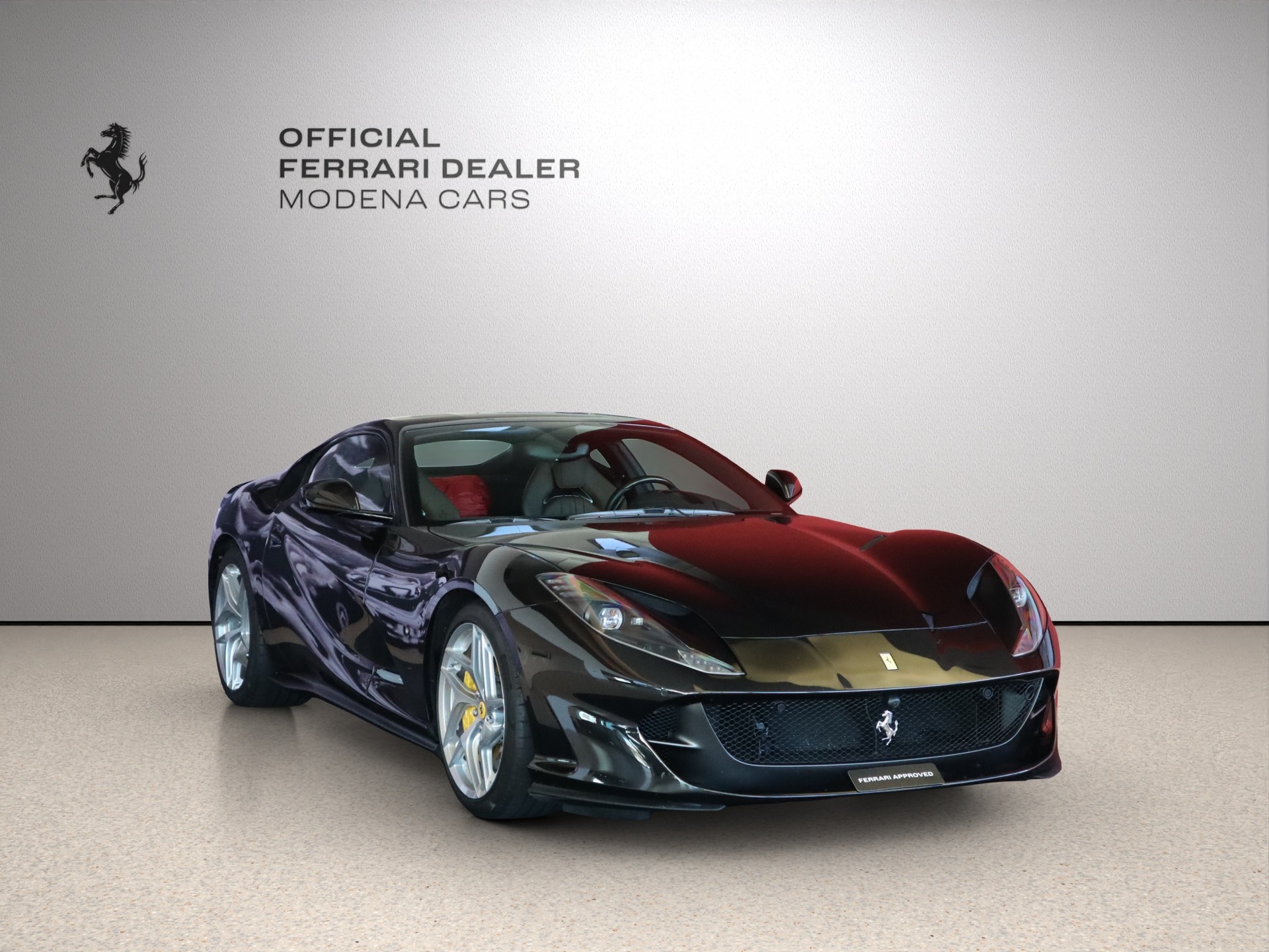 FERRARI 812 Superfast-image-17