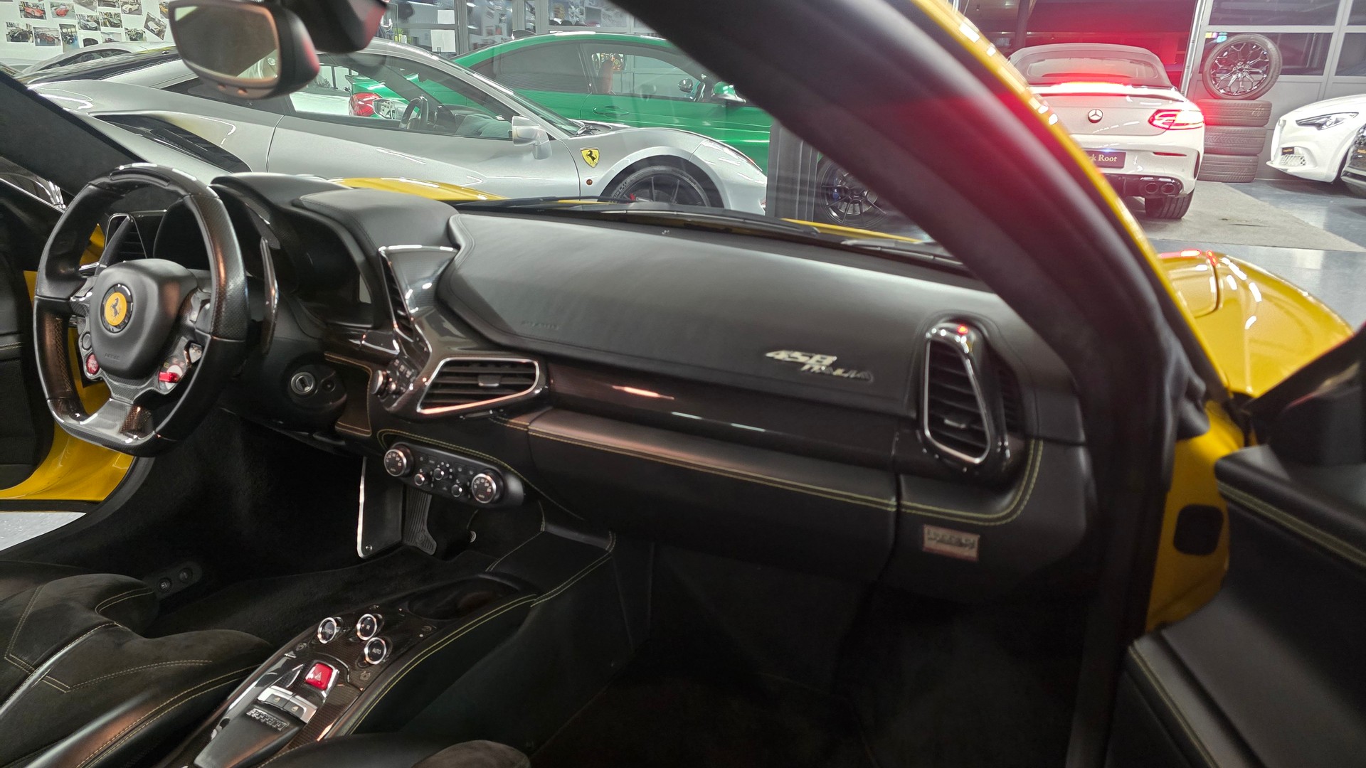 FERRARI 458 Italia 4.5 V8-image-27