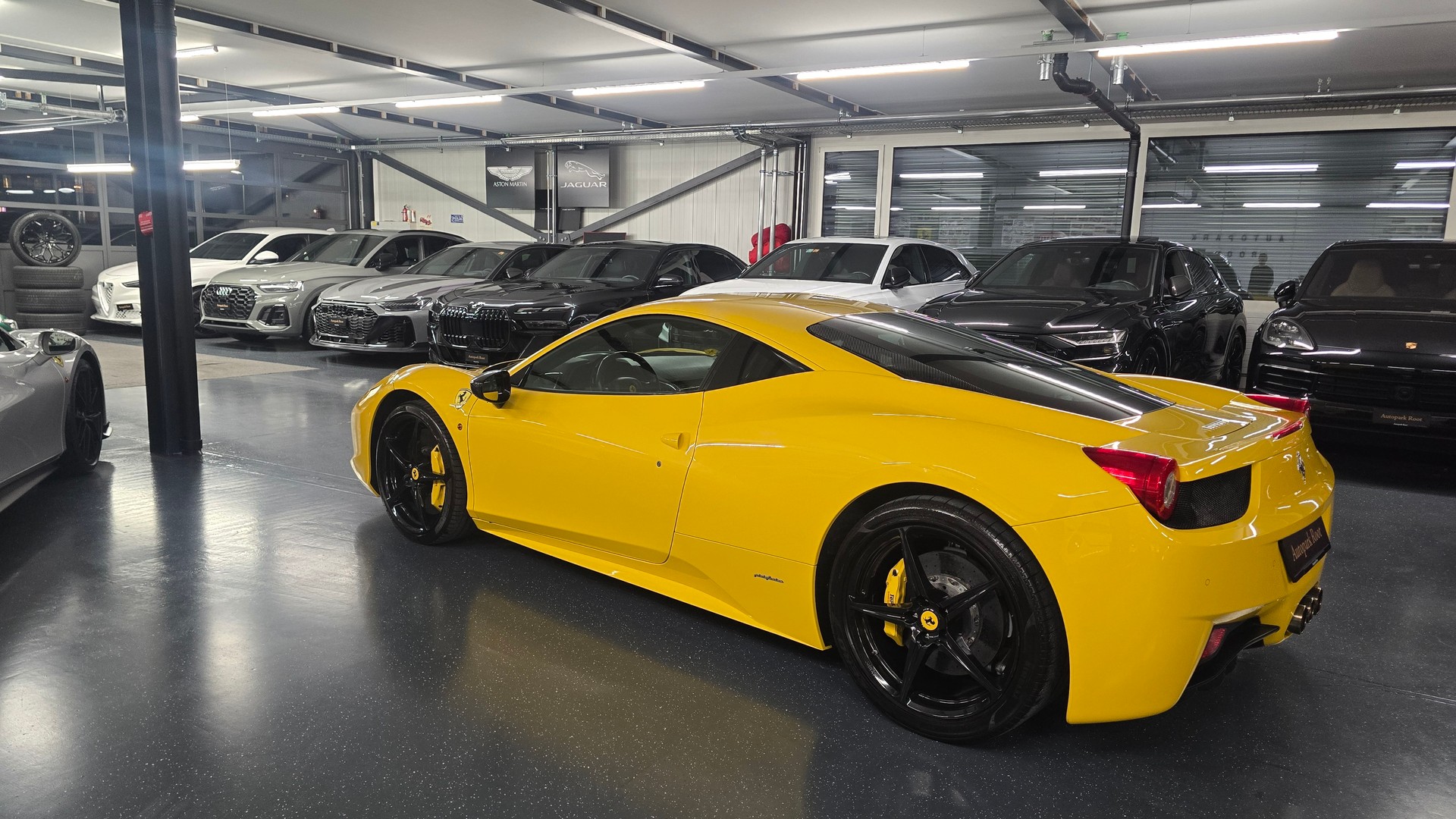 FERRARI 458 Italia 4.5 V8-image-8