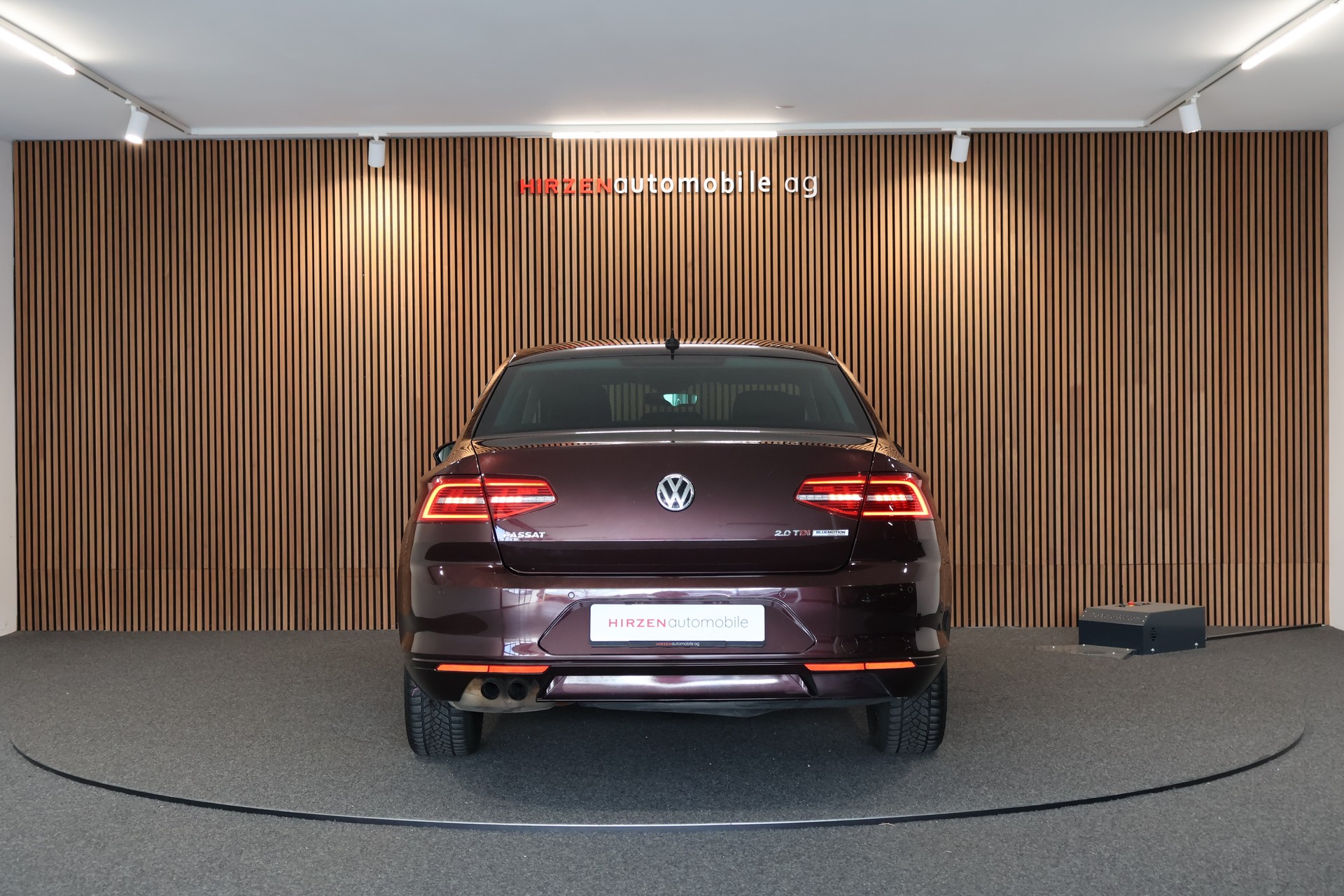 VW Passat 2.0 TDI BMT Comfortline DSG 4Motion-showroom-element-3