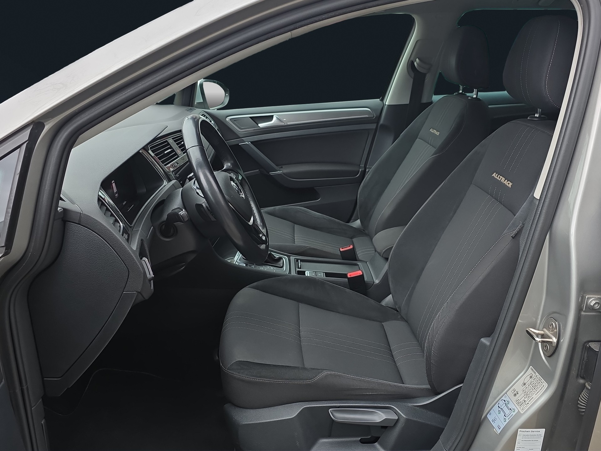 VW Golf 2.0 TDI Alltrack 4Motion DSG-image-9