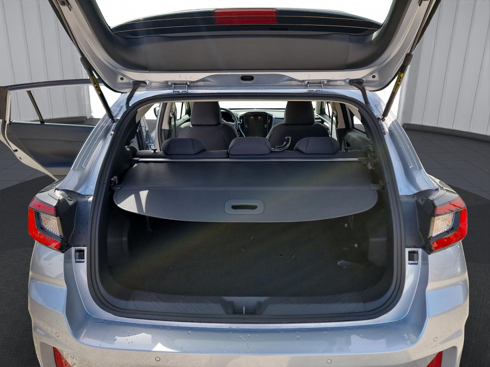 SUBARU Impreza 2.0i e-Boxer Swiss Plus-image-11