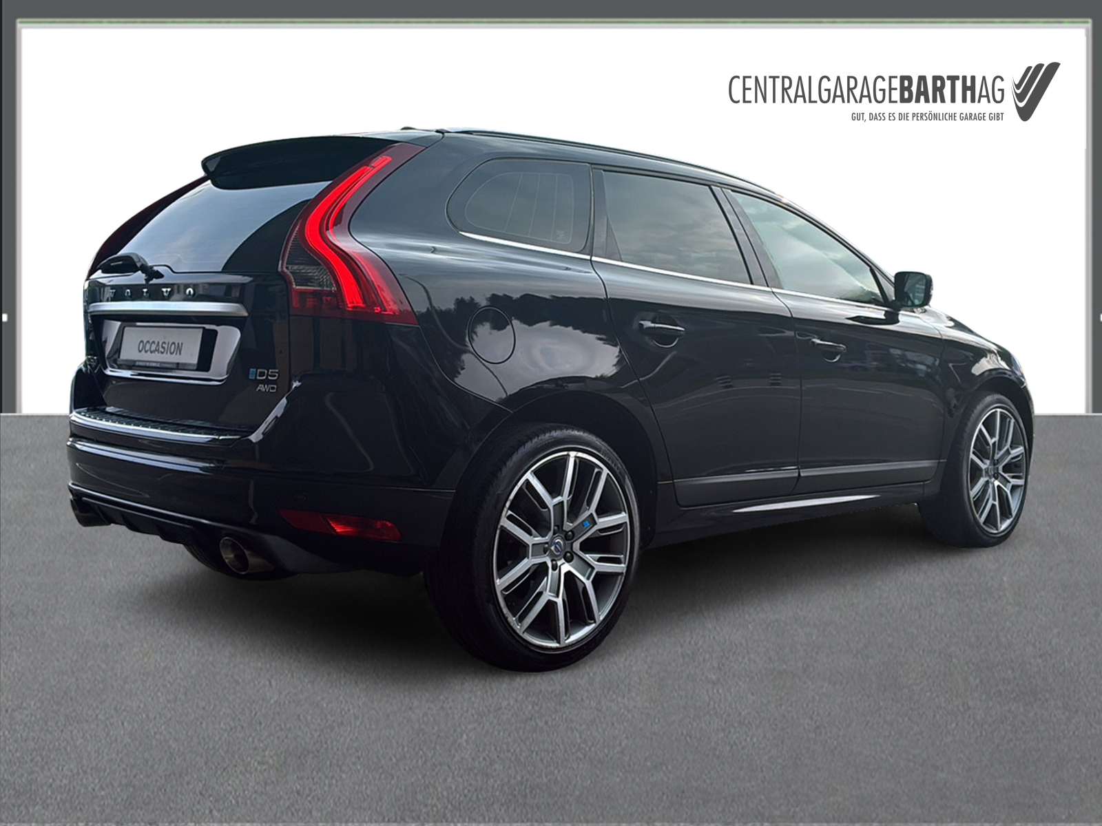 VOLVO XC60 2.4 D5 Mom. R-Design AWD S/S-image-7