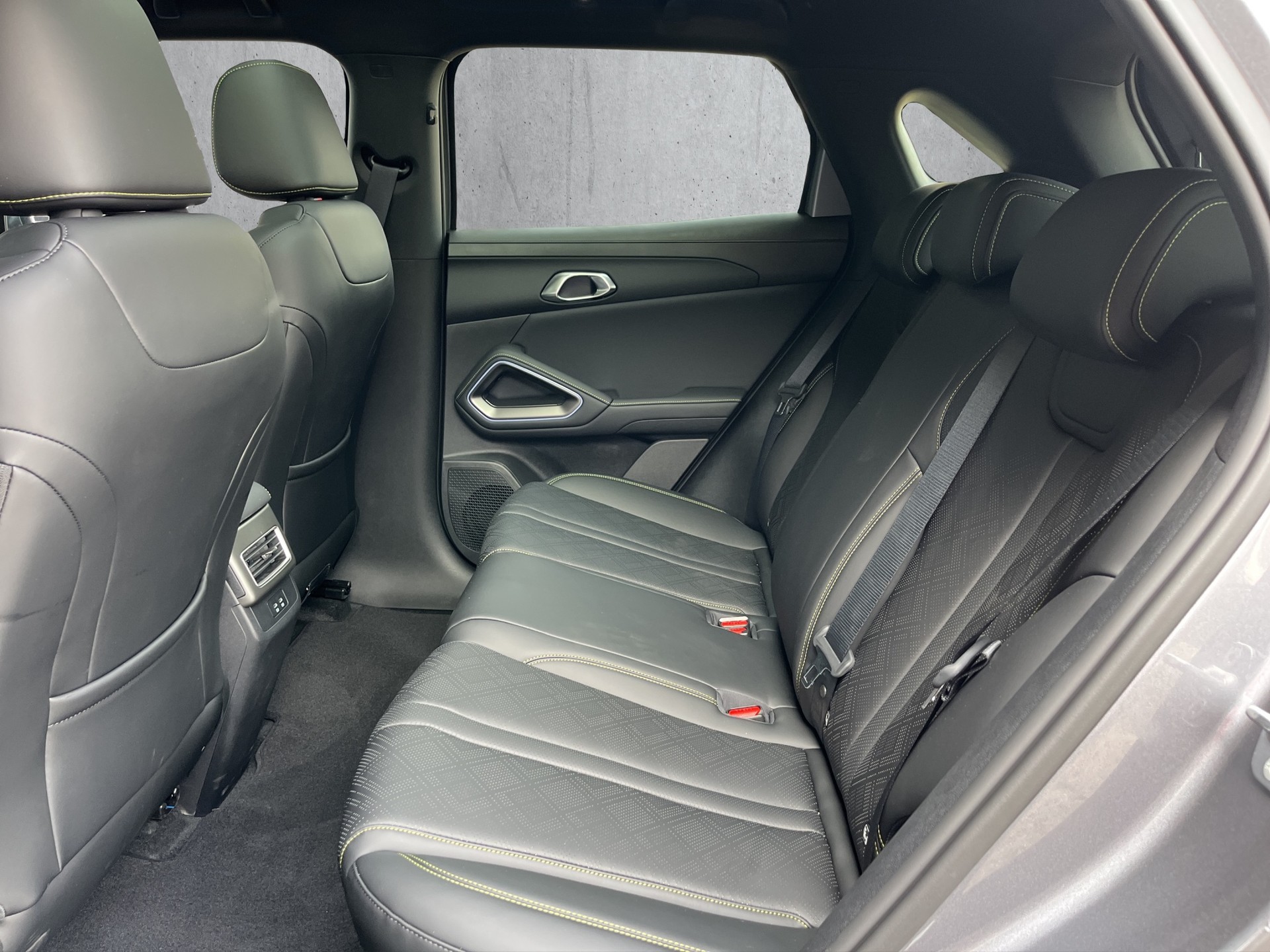 BYD Atto 2 DM-i Boost-image-12