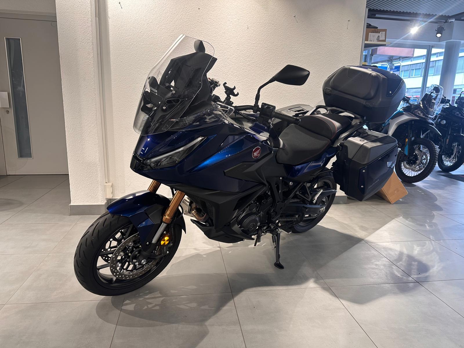 HONDA NT 1100 DCT E.S. ABS | Vorführfahrzeug | neuwertig | ab MFK-showroom-element-1
