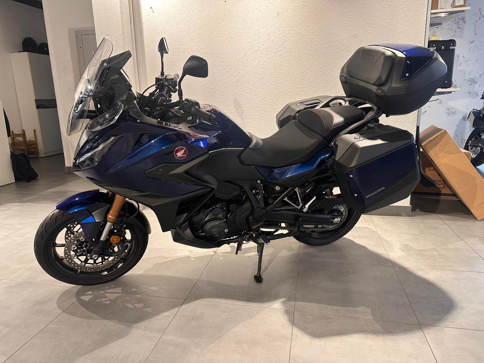 HONDA NT 1100 DCT E.S. ABS | Vorführfahrzeug | neuwertig | ab MFK-showroom-element-2