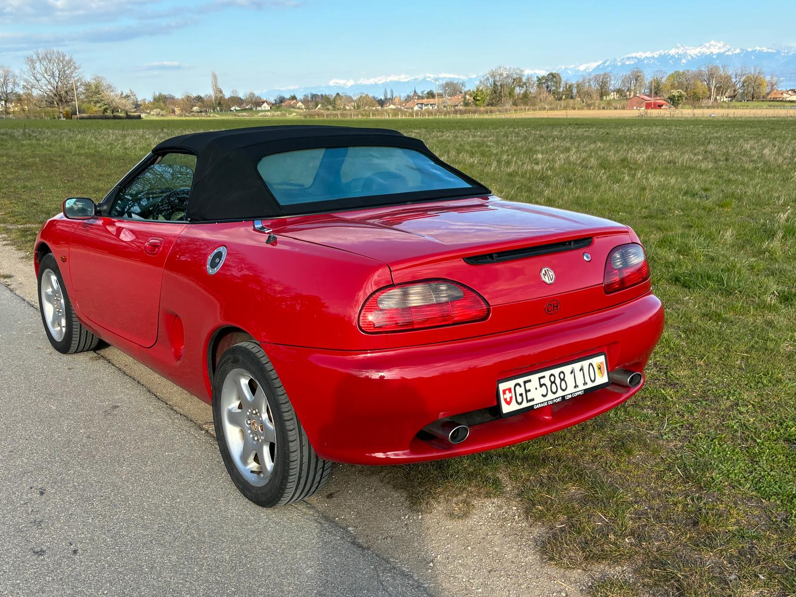MG MGF 1.8i-image-1