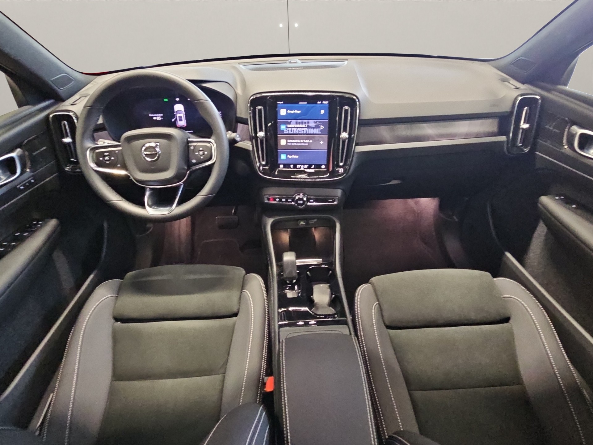 VOLVO XC40 P8 Twin Ultimate AWD-image-9