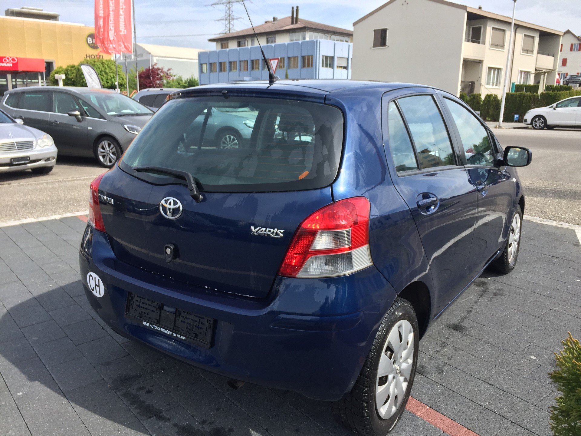 TOYOTA Yaris 1.33 Linea Luna-image-4