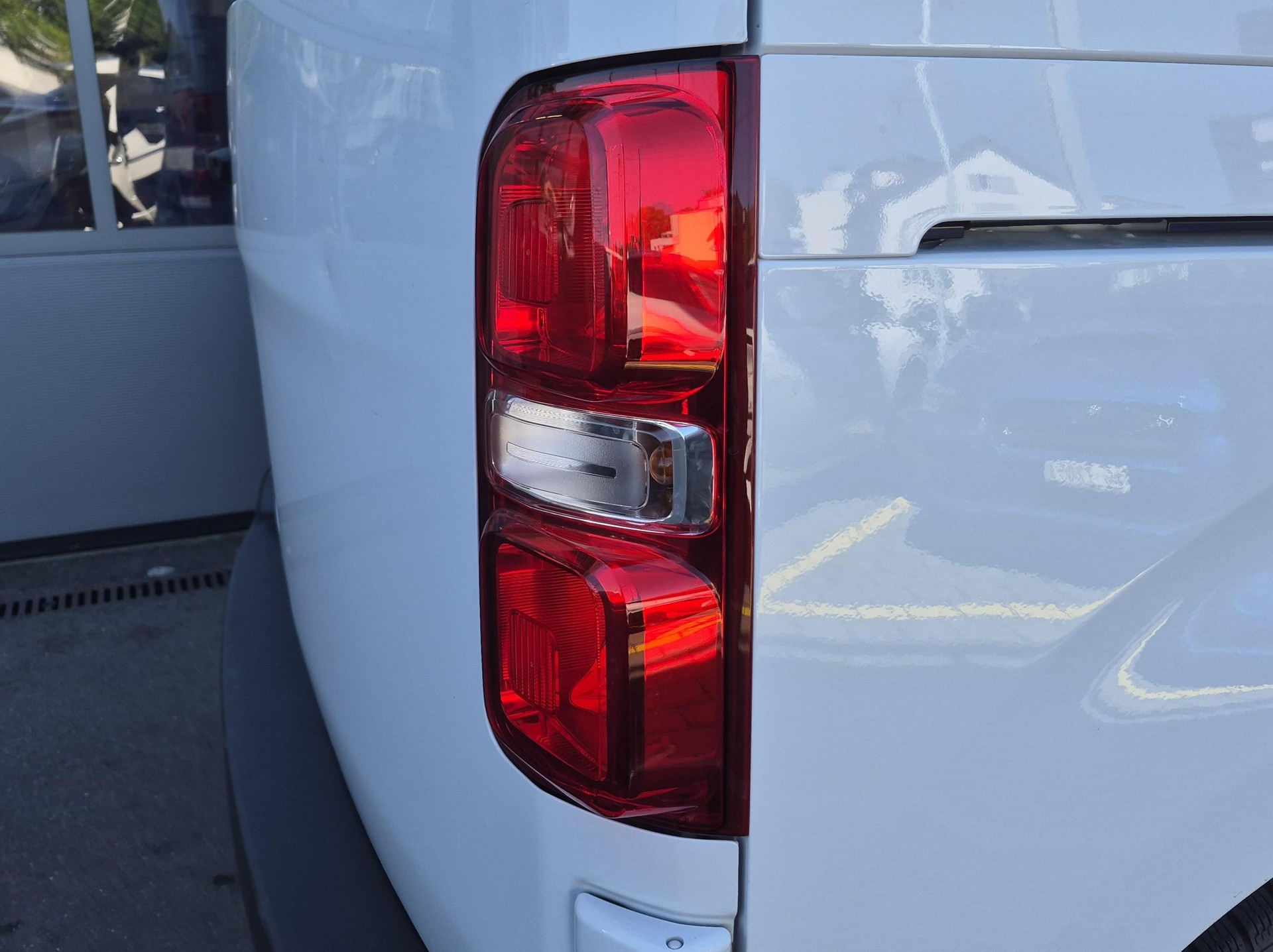 PEUGEOT Expert Kaw. Standard 1.5 BlueHDi 120 S/S-image-9