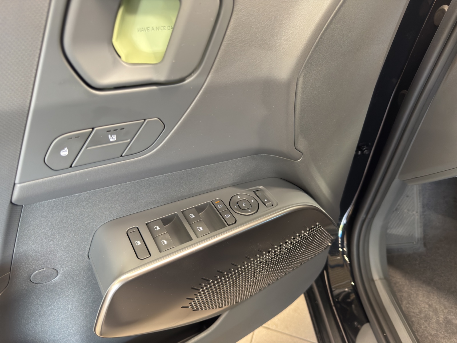 KIA EV2 42.2 kWh Air-image-12