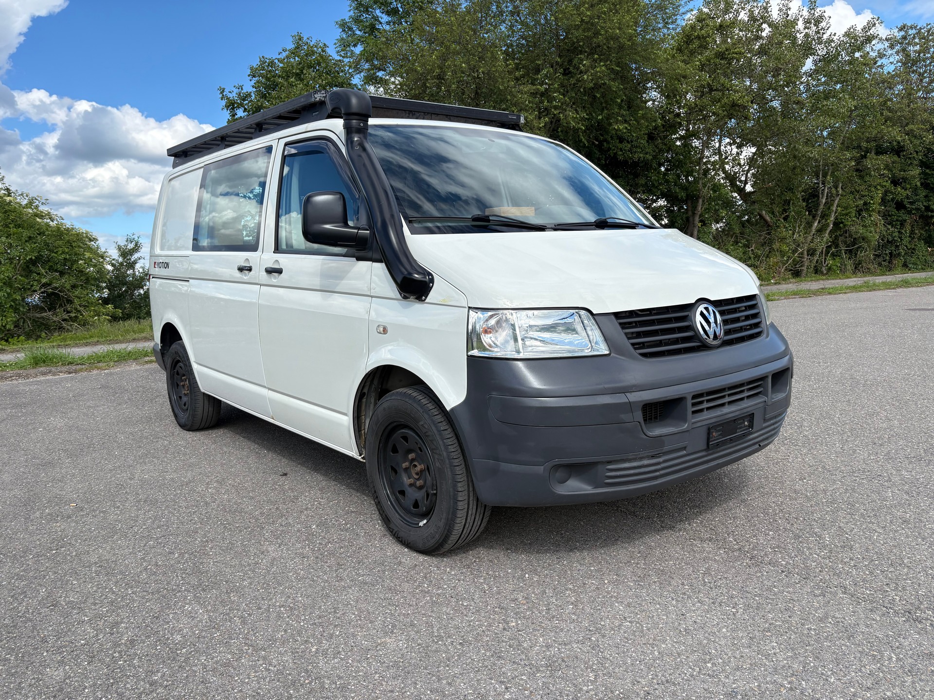 VW T5 2.5 TDI PD 4MOTION-image-1