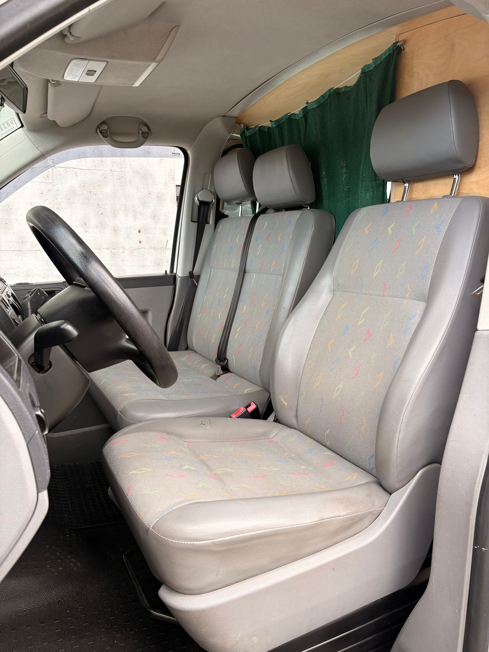 VW T5 2.5 TDI PD 4MOTION-image-10