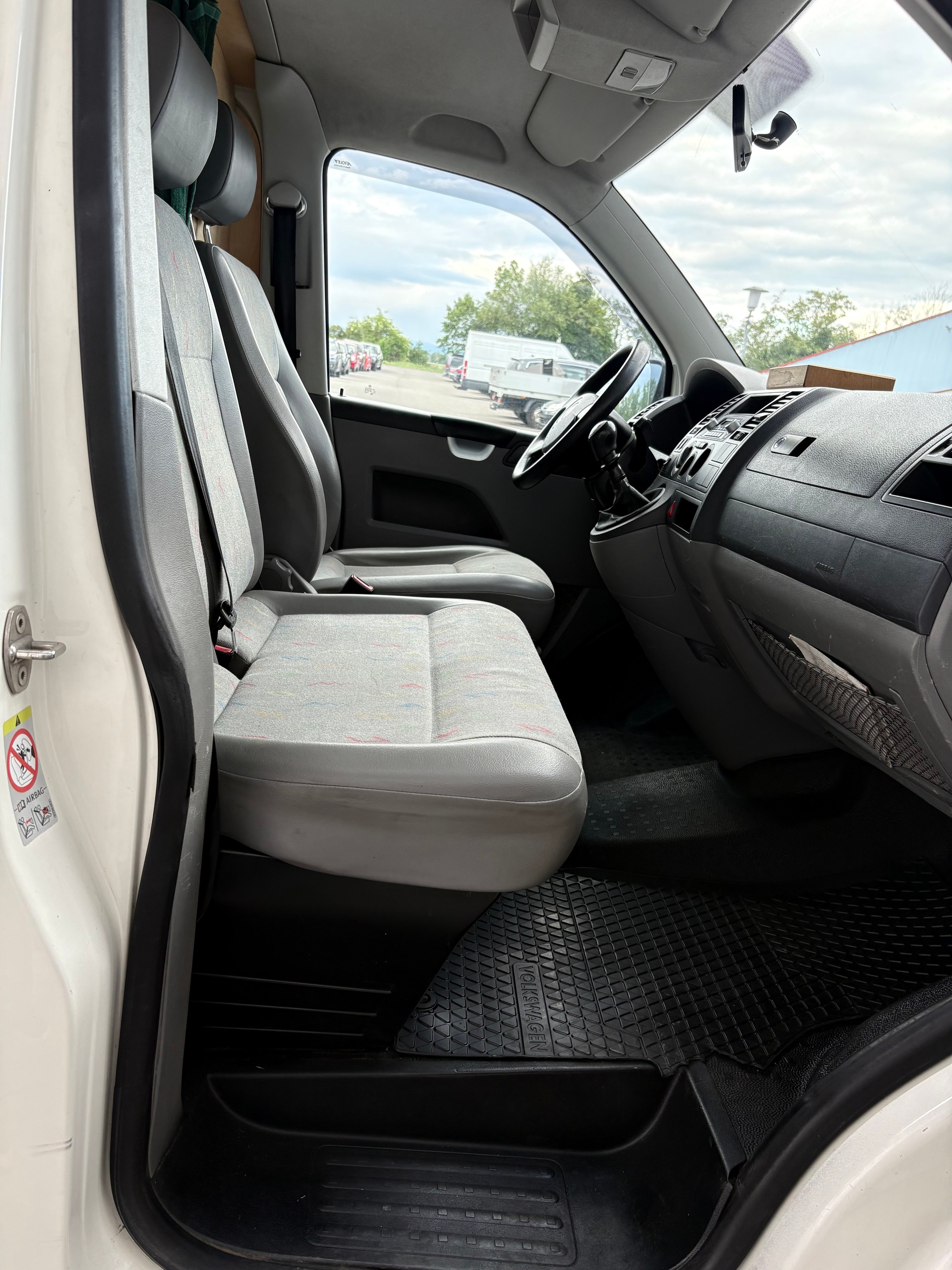 VW T5 2.5 TDI PD 4MOTION-image-14