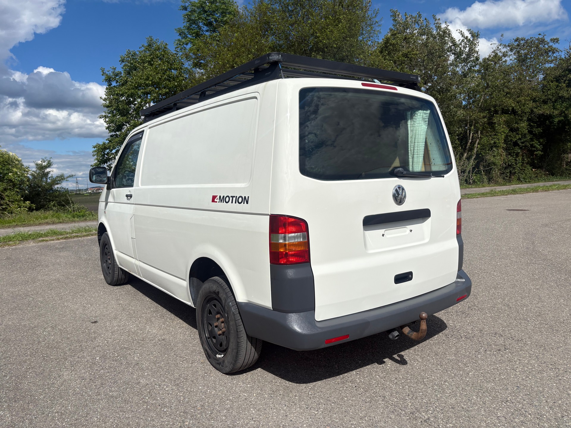 VW T5 2.5 TDI PD 4MOTION-image-6