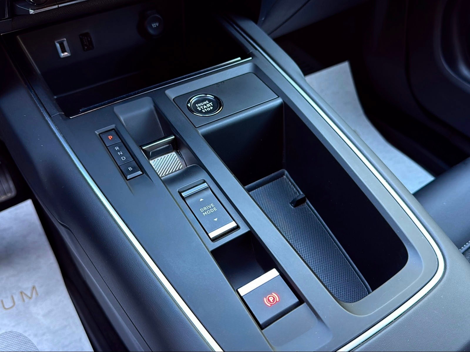 CITROEN C5 Aircross 1.6 PHEV Swiss Edition-image-13