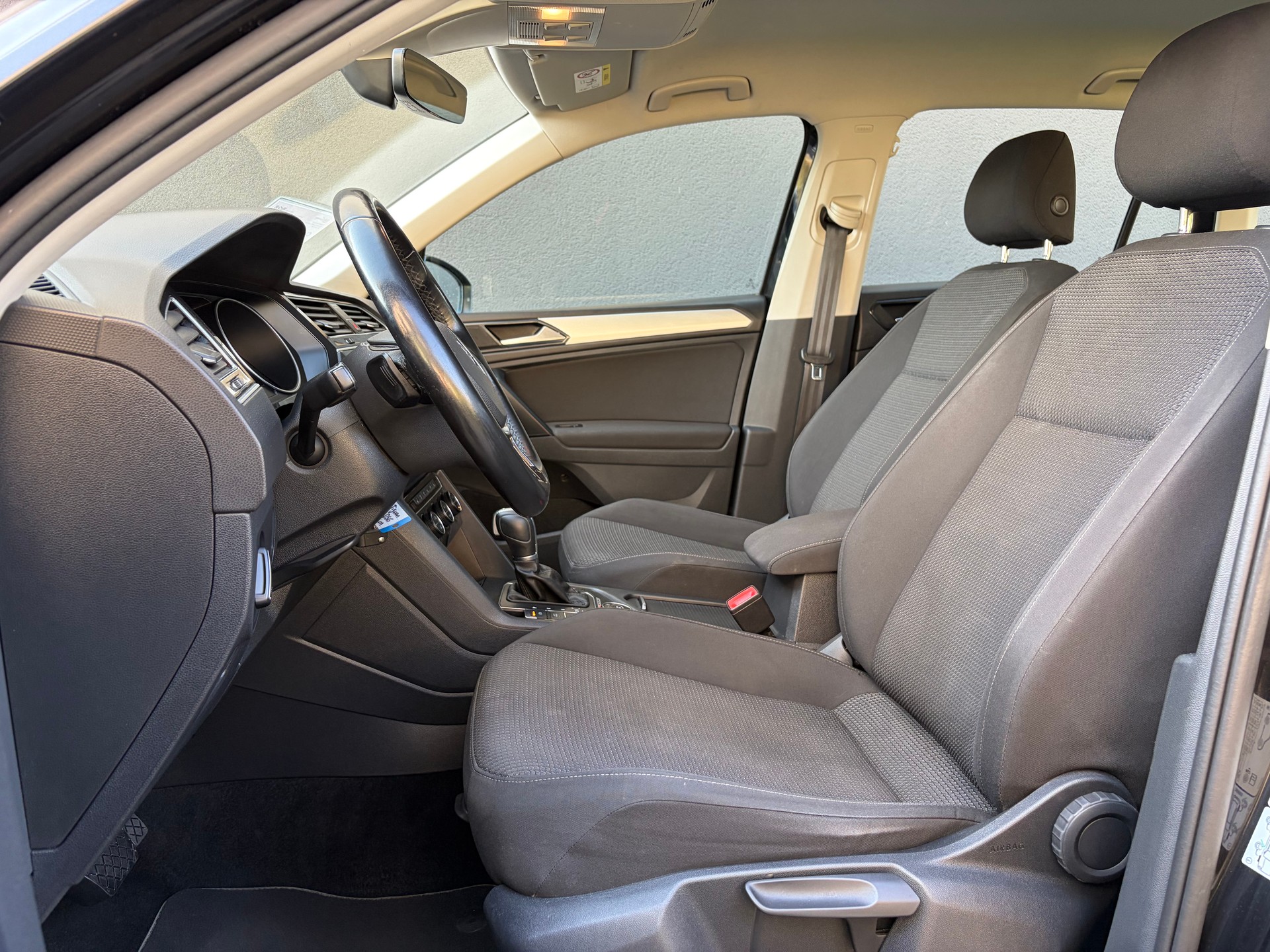 VW Tiguan 1.4TSI ACT Trendline 4Motion DSG-image-8