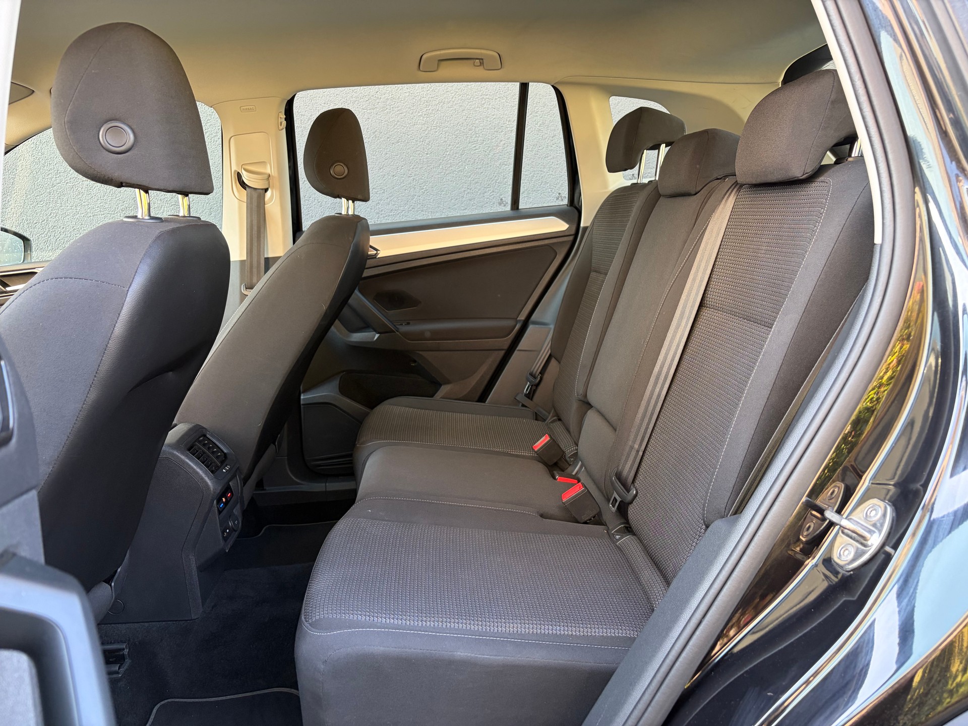 VW Tiguan 1.4TSI ACT Trendline 4Motion DSG-image-9
