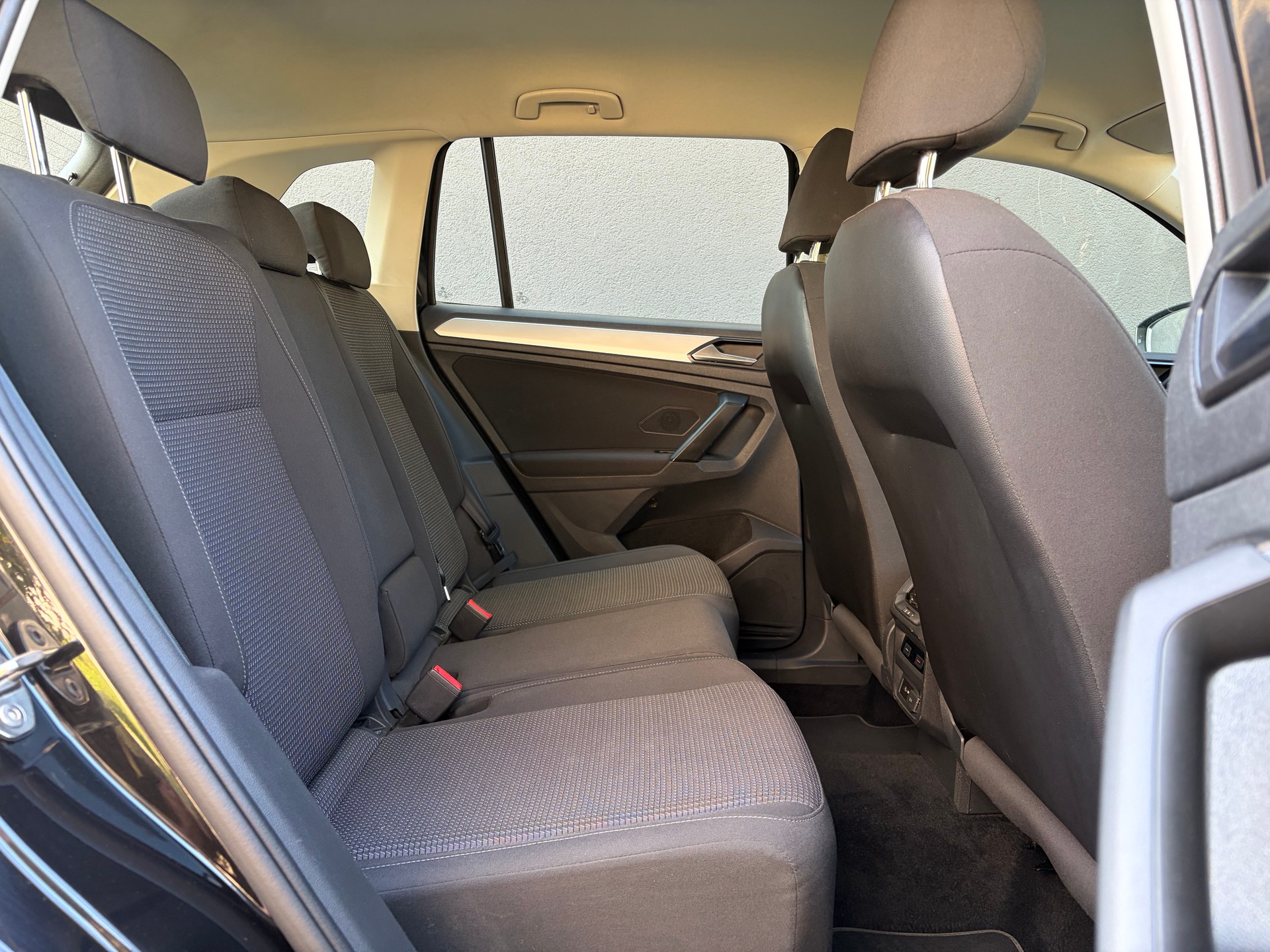 VW Tiguan 1.4TSI ACT Trendline 4Motion DSG-image-11