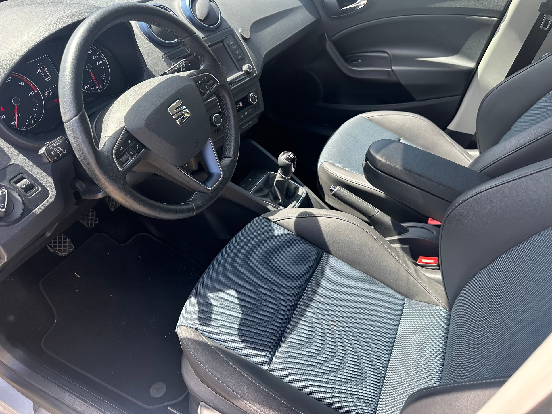 SEAT Ibiza 1.0 EcoTSI Style Connect-image-6