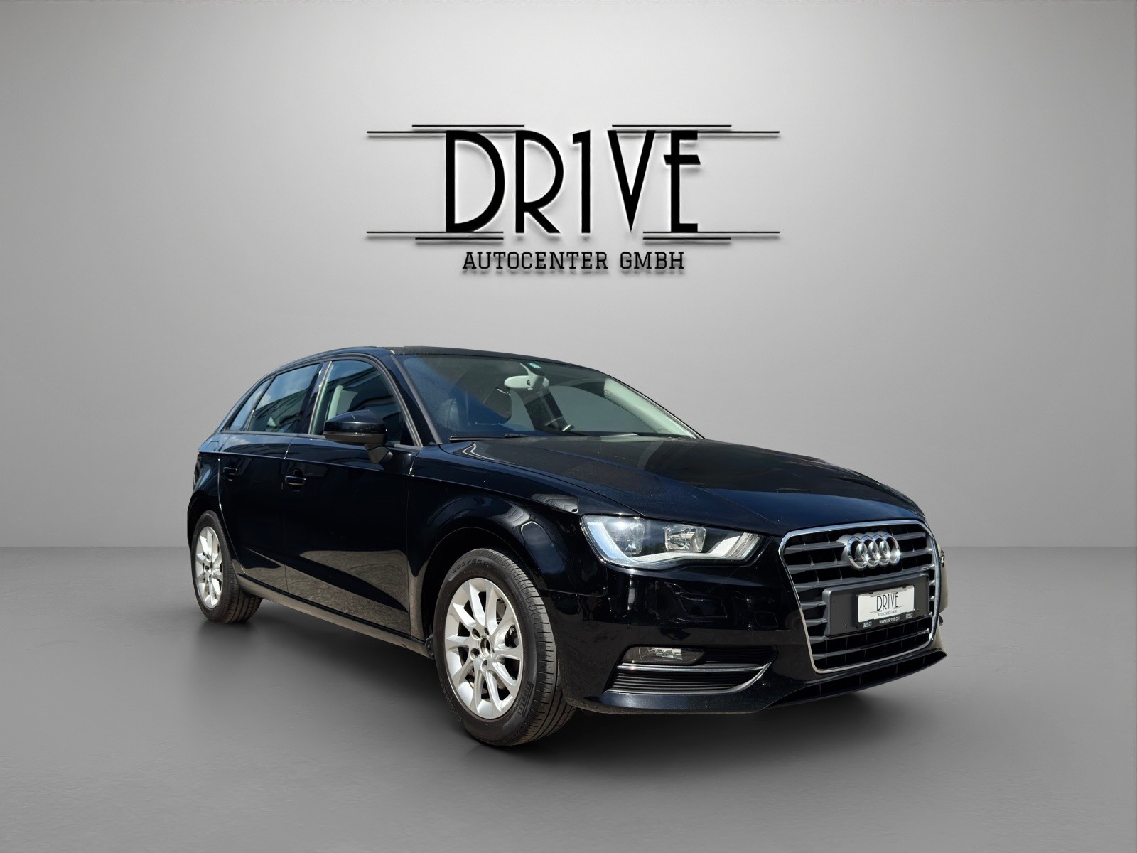 AUDI A3 Sportback 1.2 TFSI Attraction-image-2