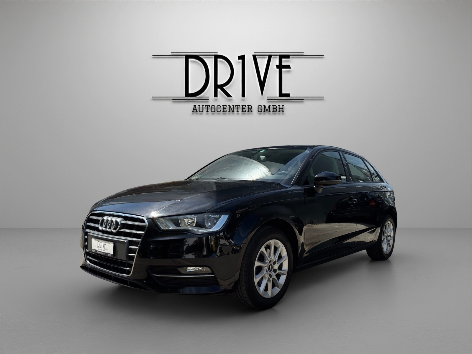 AUDI A3 Sportback 1.2 TFSI Attraction-image-0