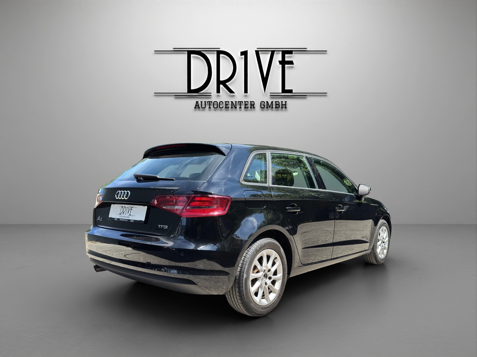 AUDI A3 Sportback 1.2 TFSI Attraction-image-4