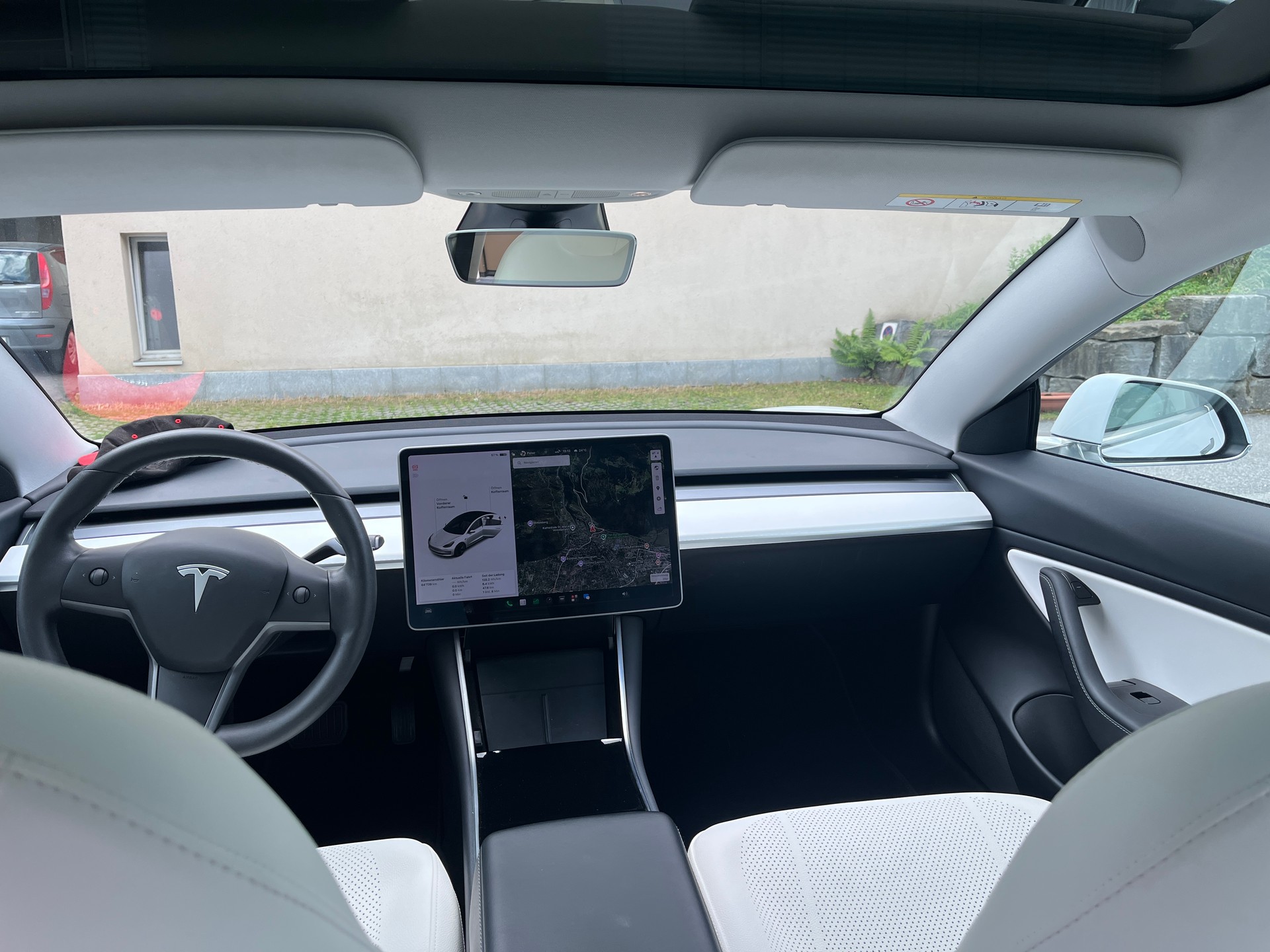 TESLA Model 3 Long Range Dual Motor AWD-image-5
