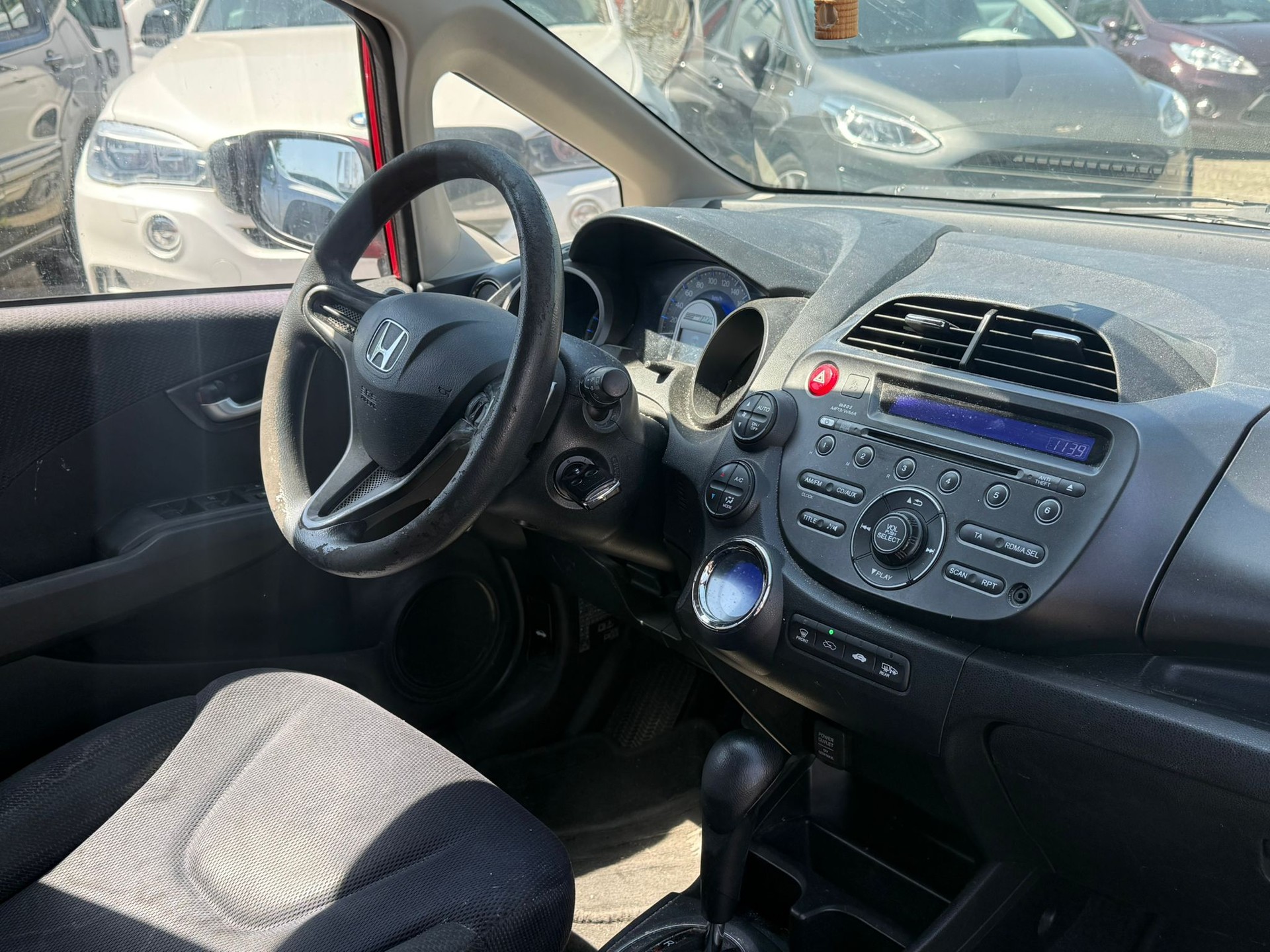 HONDA Jazz 1.3i Hybrid Comfort CVT-image-8