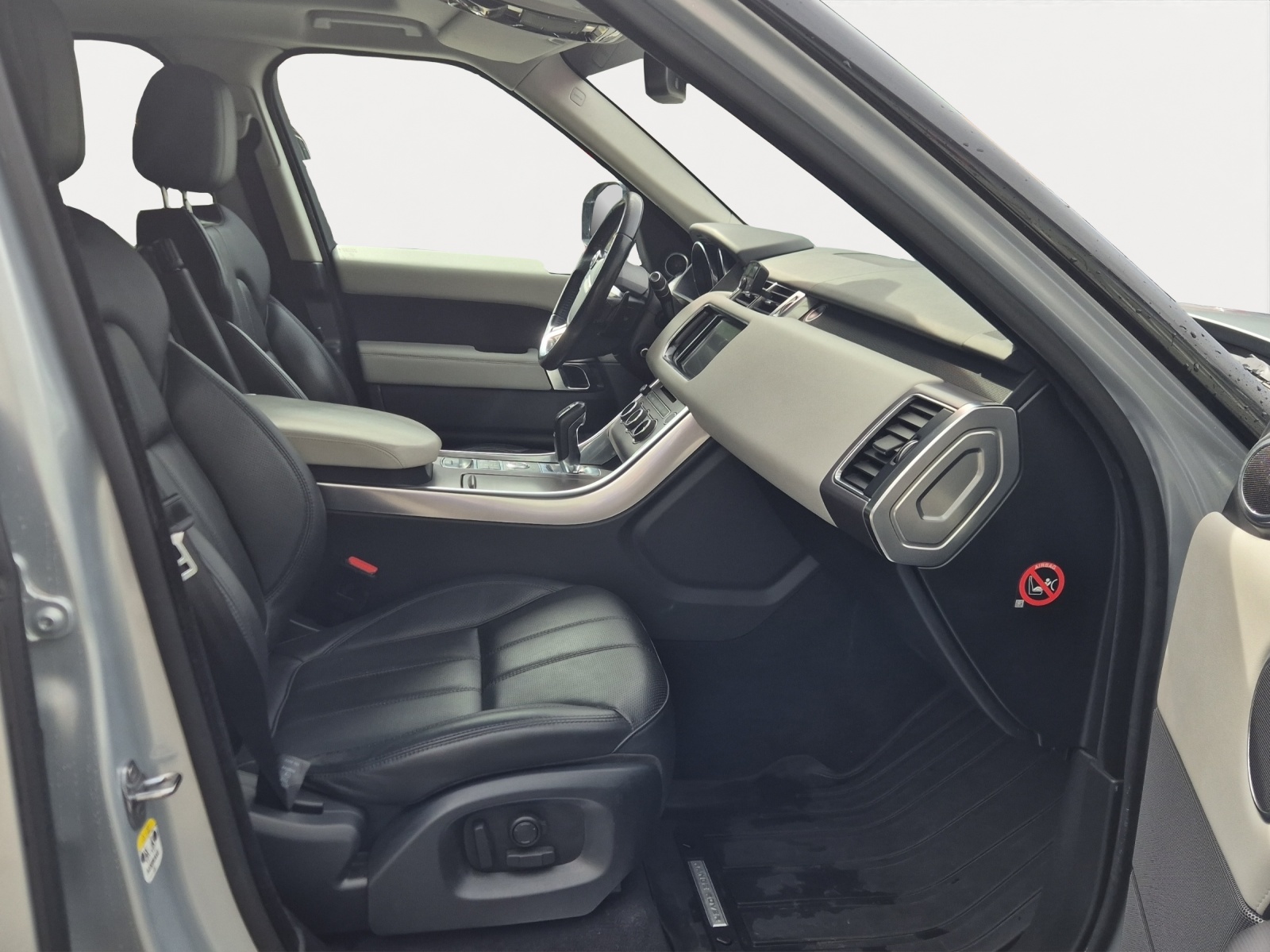 LAND ROVER Range Rover Sport 3.0 SDV6 HSE Dynamic Automatic-image-12