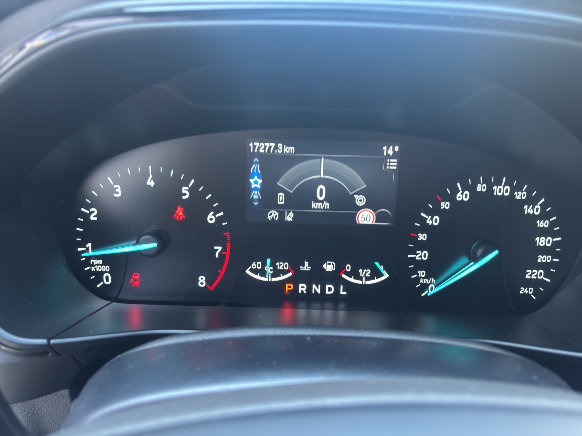 FORD Focus 1.0 MHEV ST-Line Automat-image-10