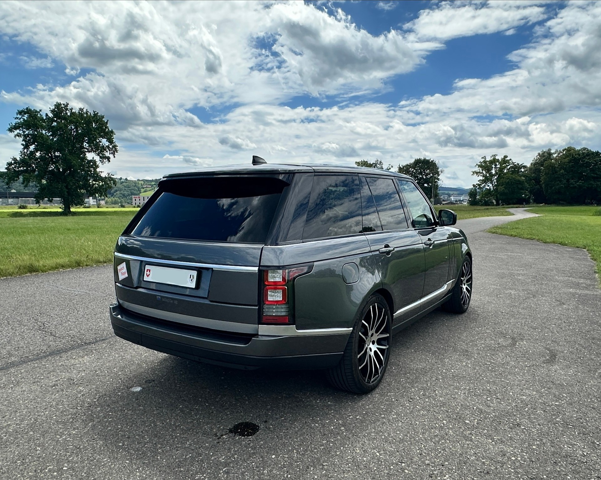 LAND ROVER Range Rover 3.0 TDV6 Vogue Automatic-image-2