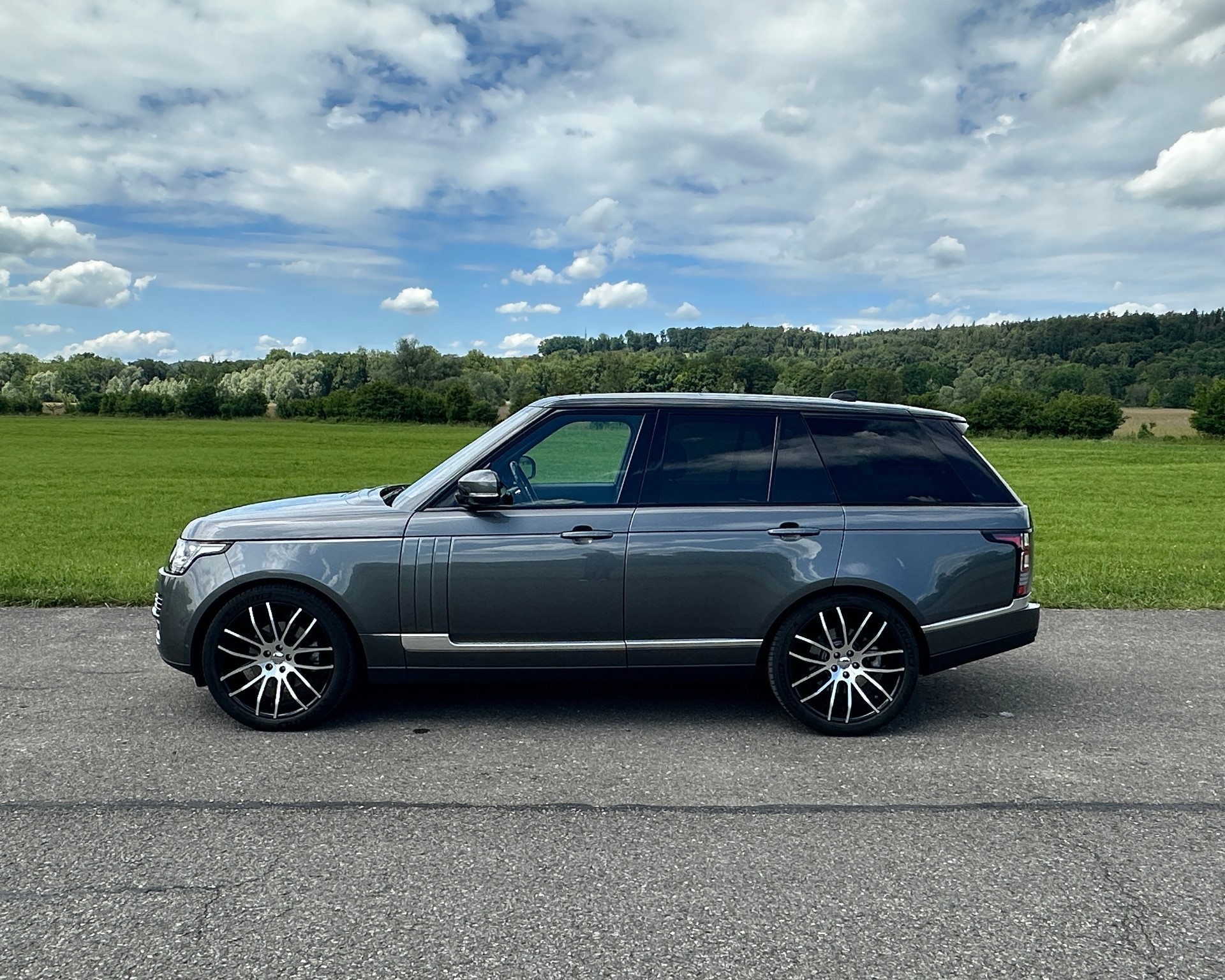 LAND ROVER Range Rover 3.0 TDV6 Vogue Automatic-image-1