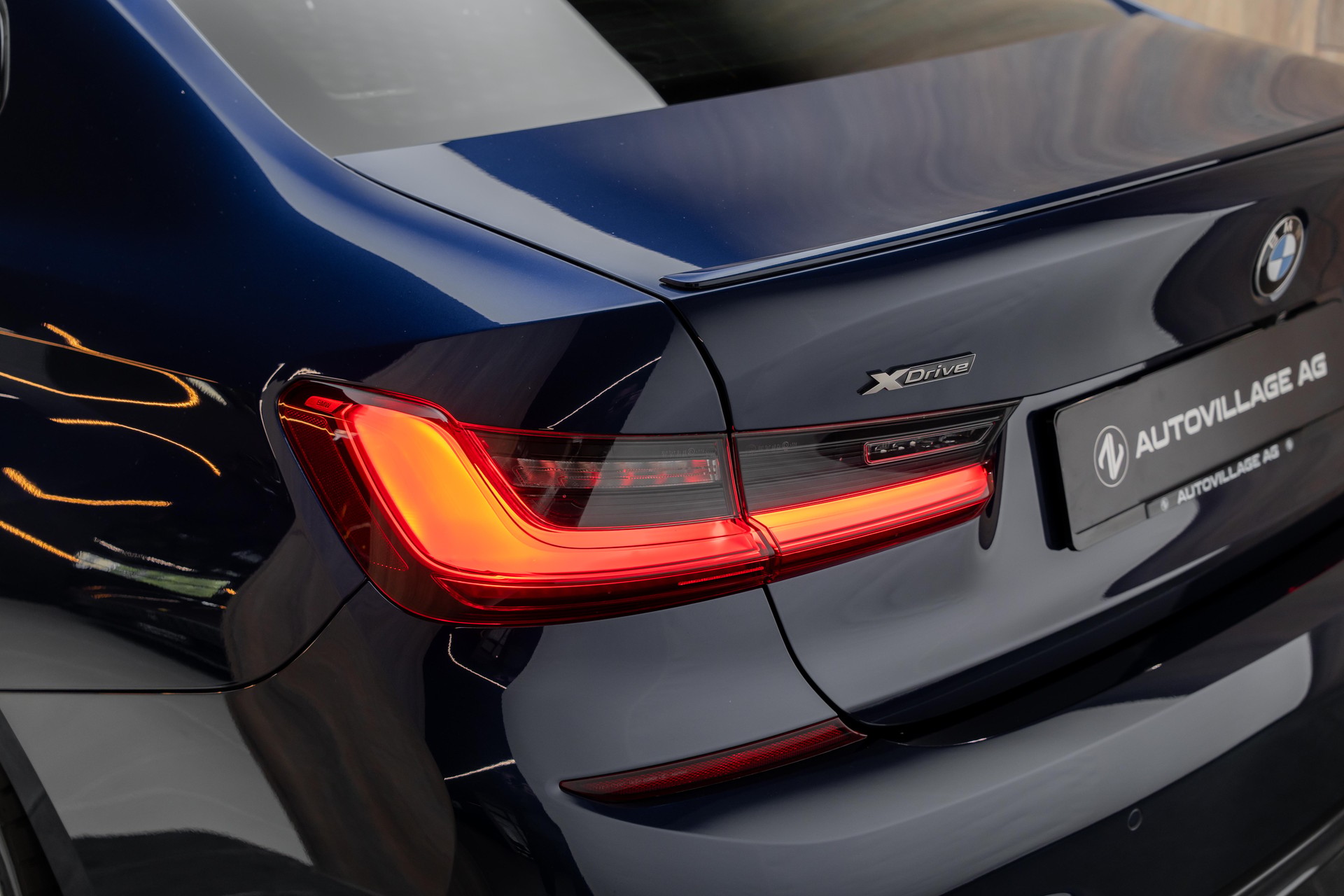 BMW M340i xDrive Steptronic-image-23
