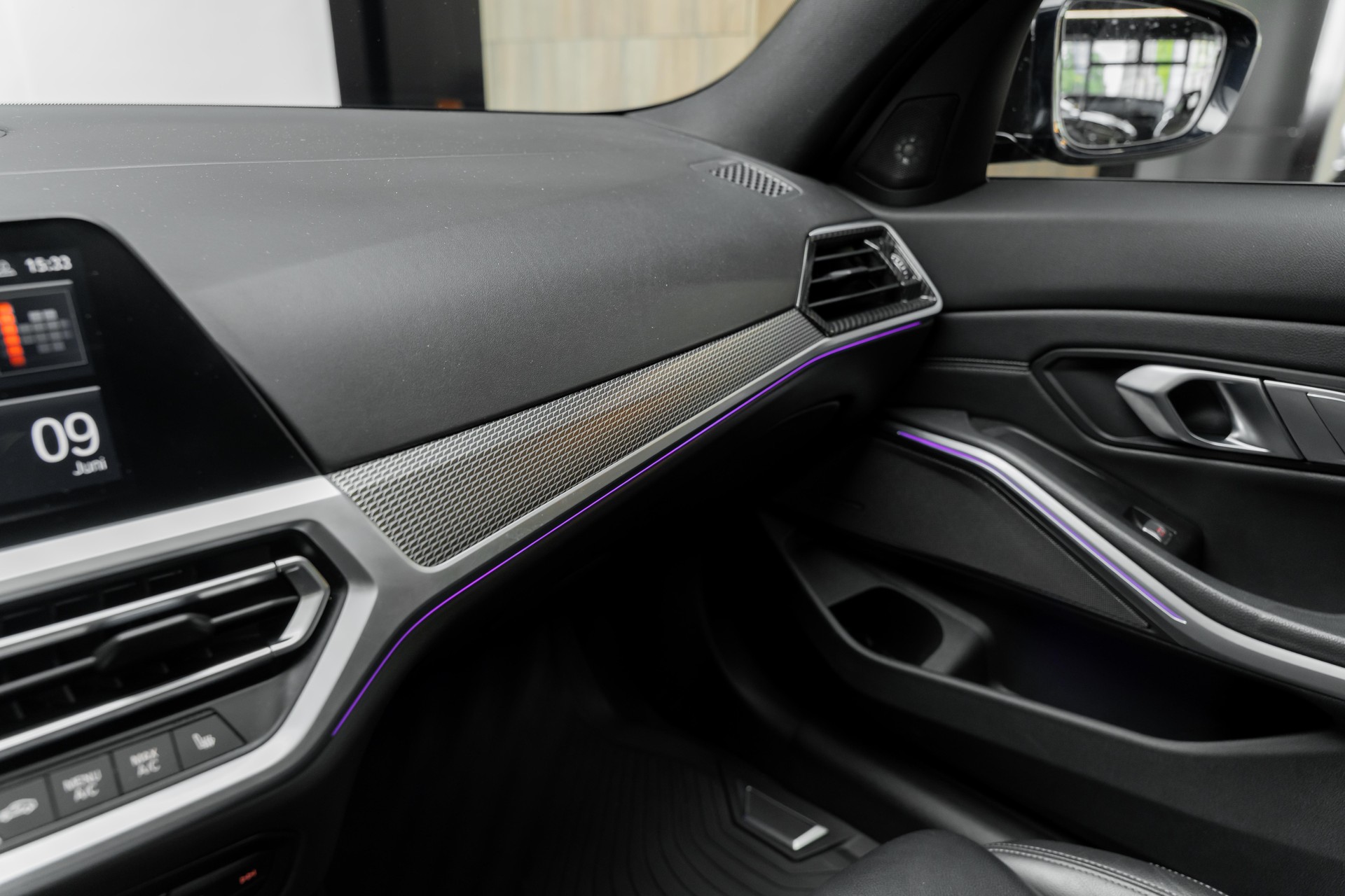 BMW M340i xDrive Steptronic-image-13