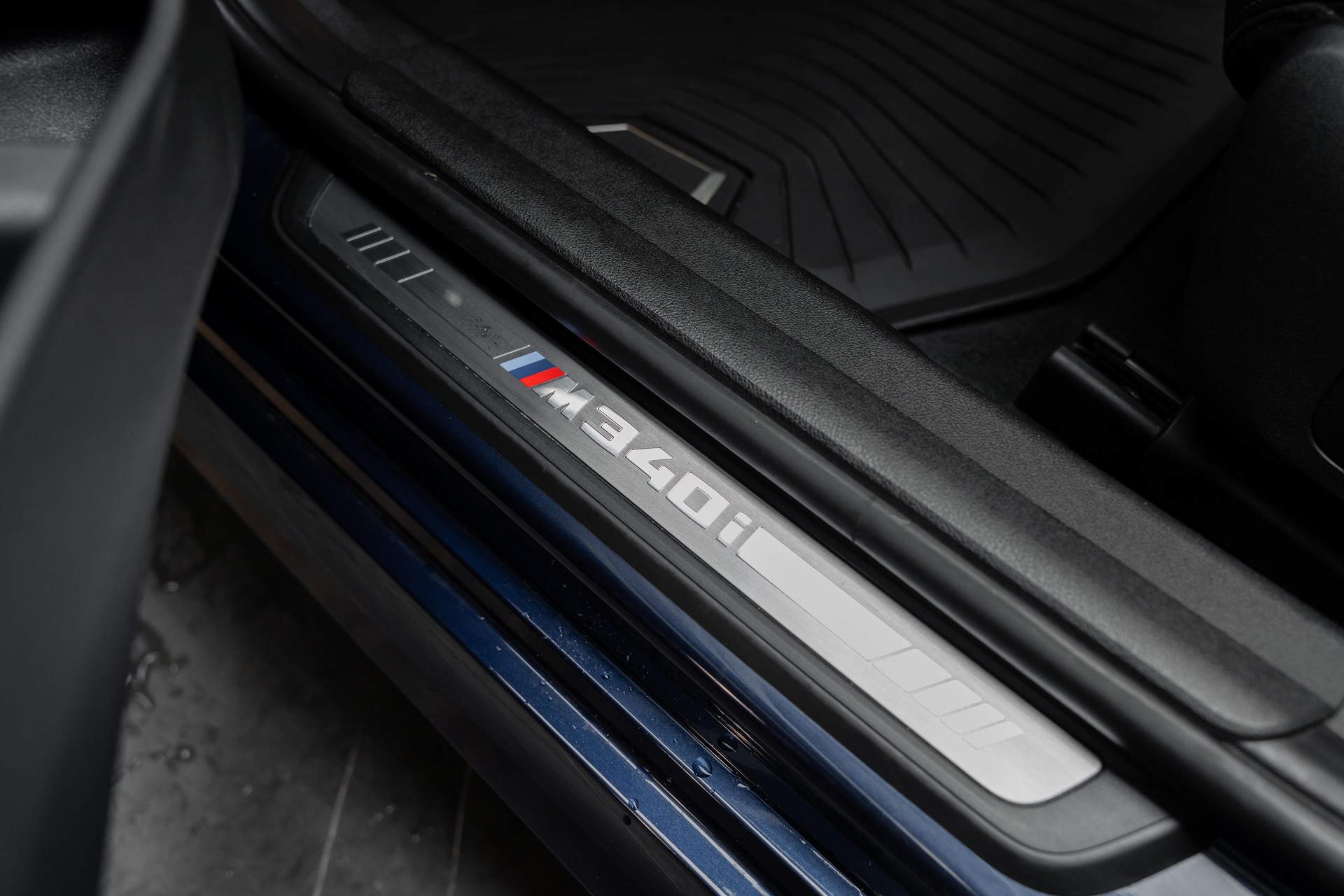 BMW M340i xDrive Steptronic-image-21