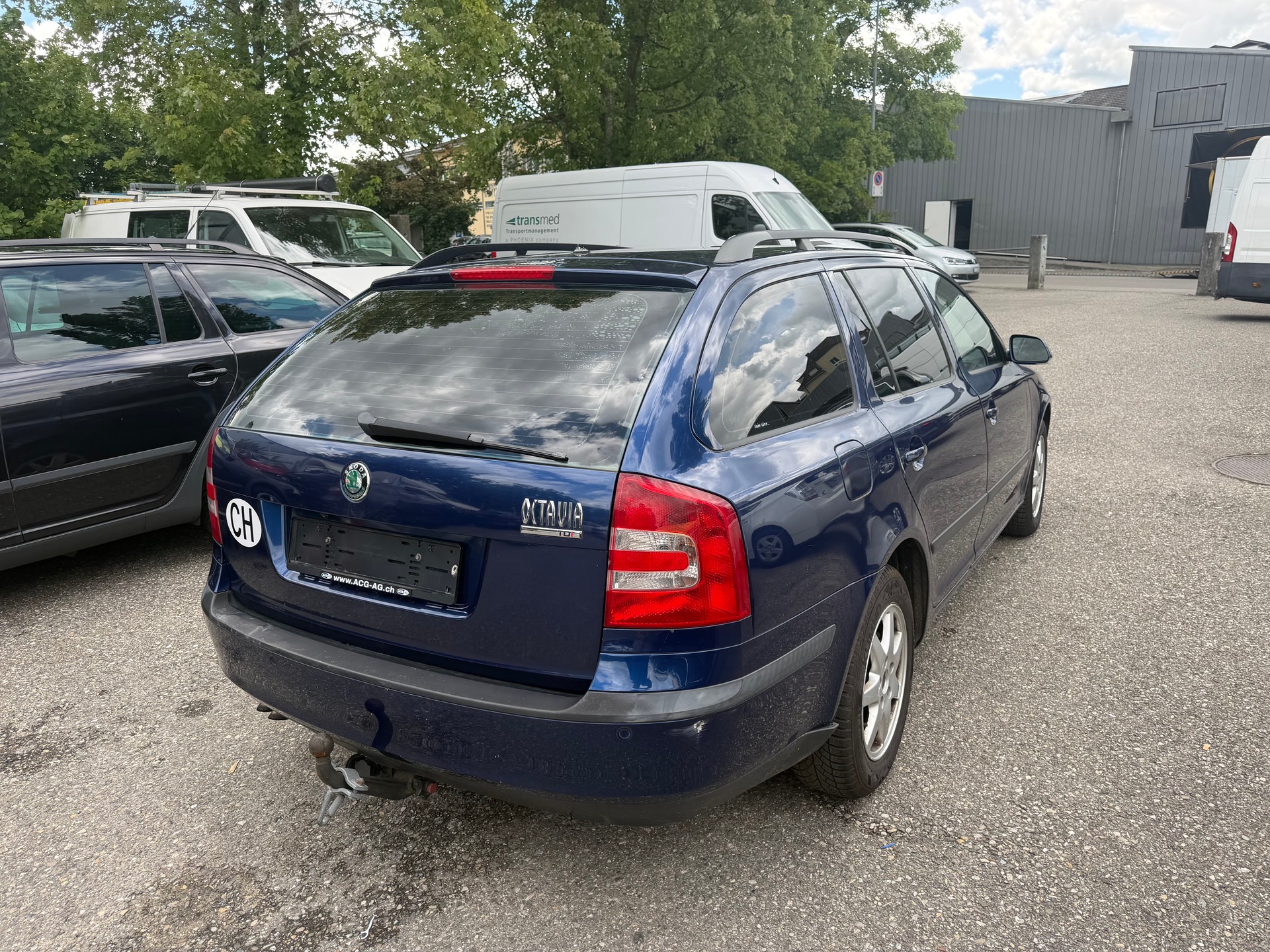 SKODA Octavia 2.0 TDI Elegance * Klima-auto * Tempomat * Sitzheizung * RF-Kamera * PDC H * B04 *-image-4